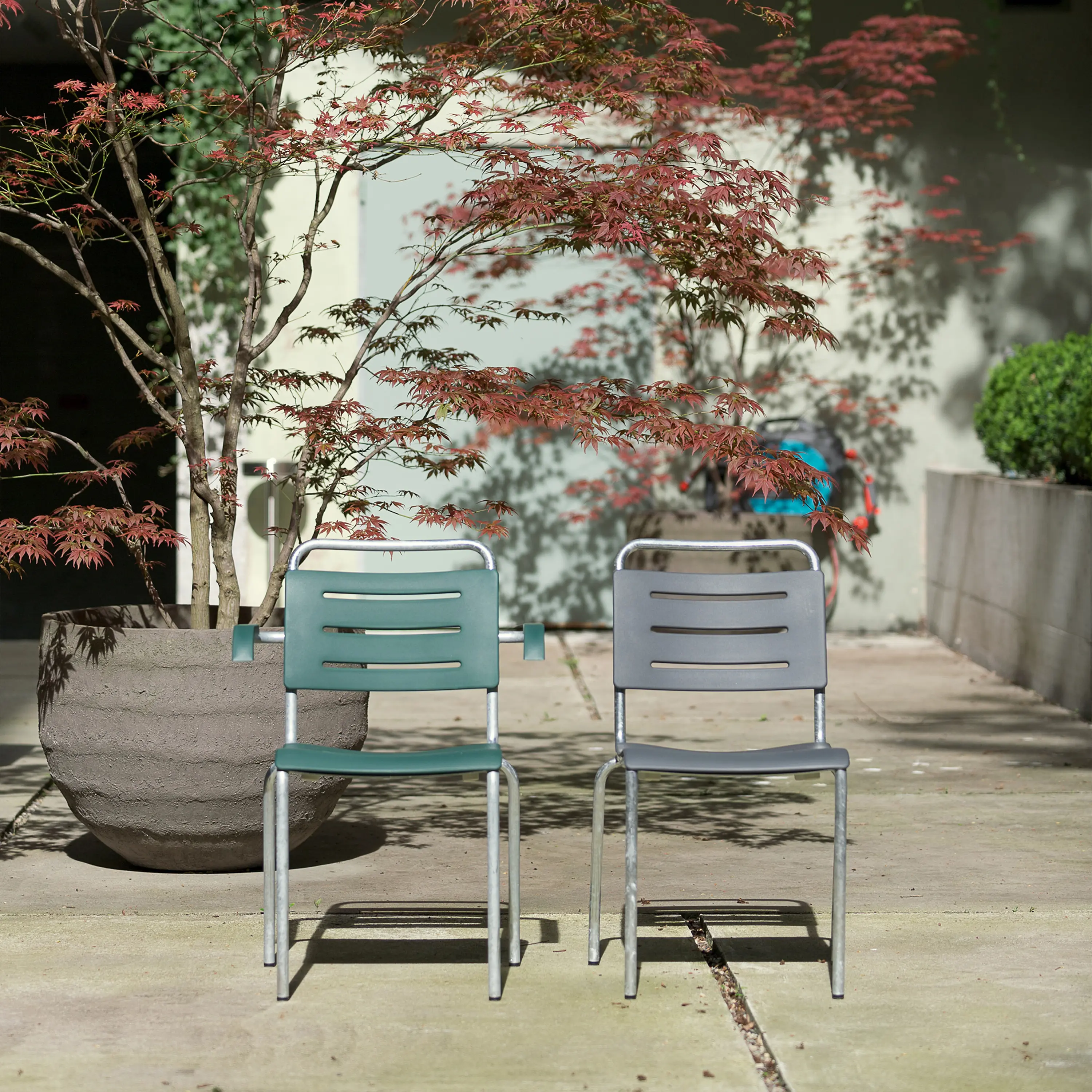 Atelier Alinea - Der POLY-Gartenstuhl