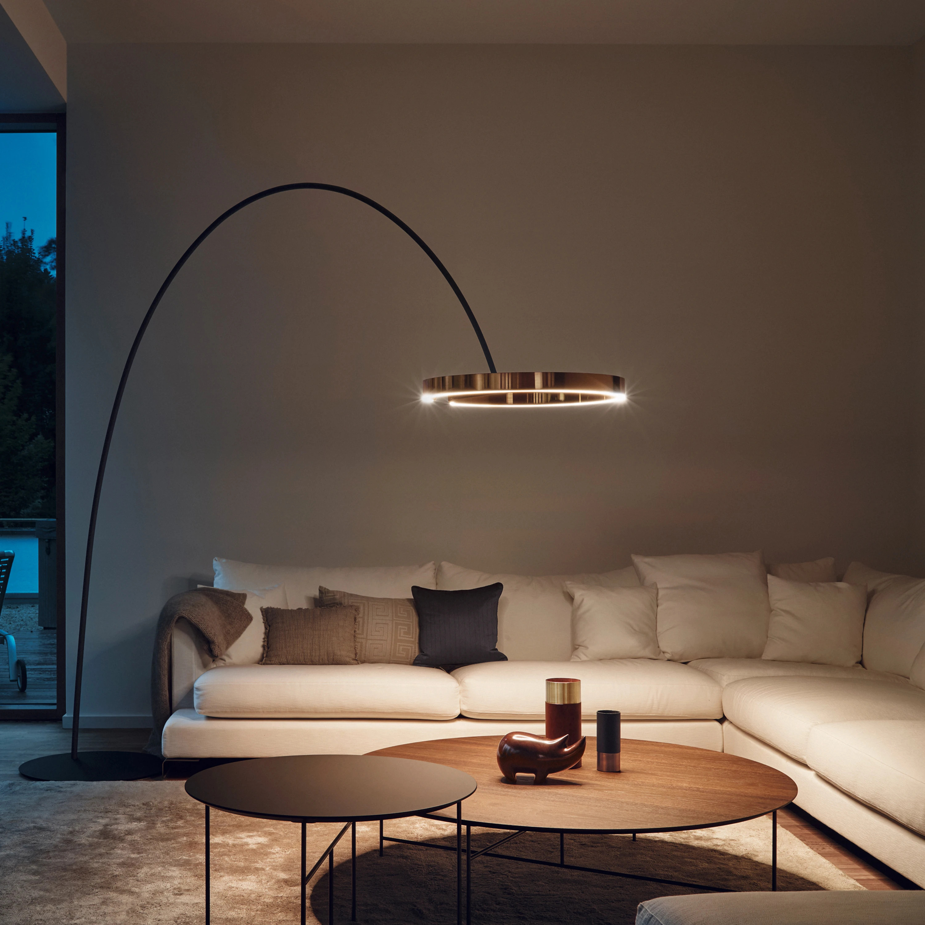 arc luminaires