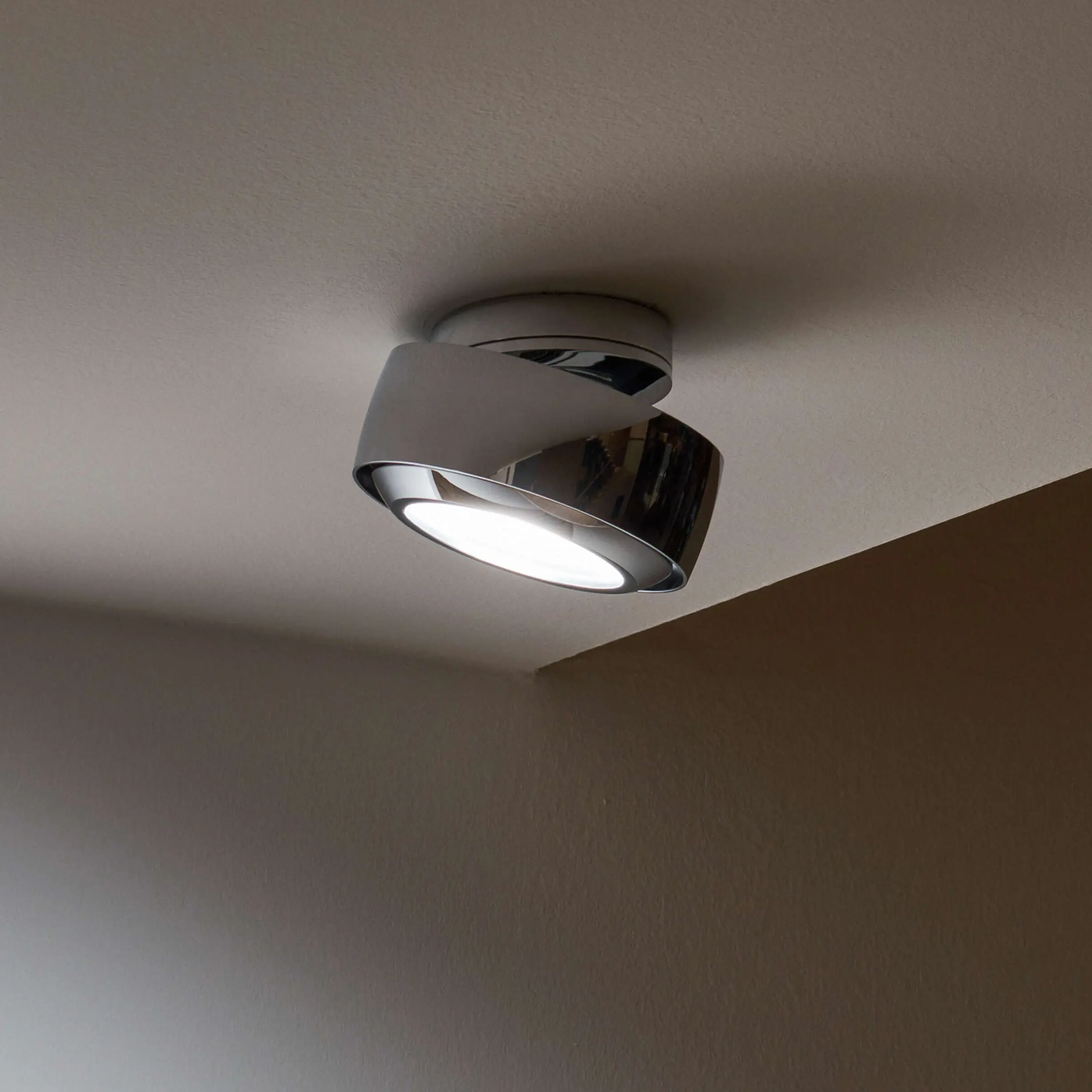 Occhio - Più R alto