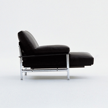 Display product Diesis DCLD from manufacturer B&B Italia