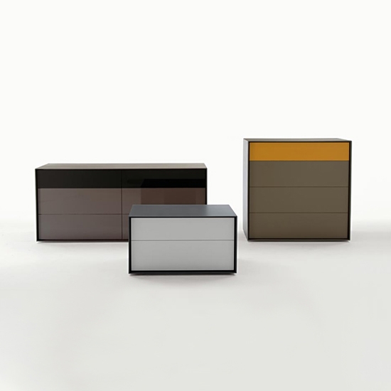 Display product Dado from manufacturer B&B Italia