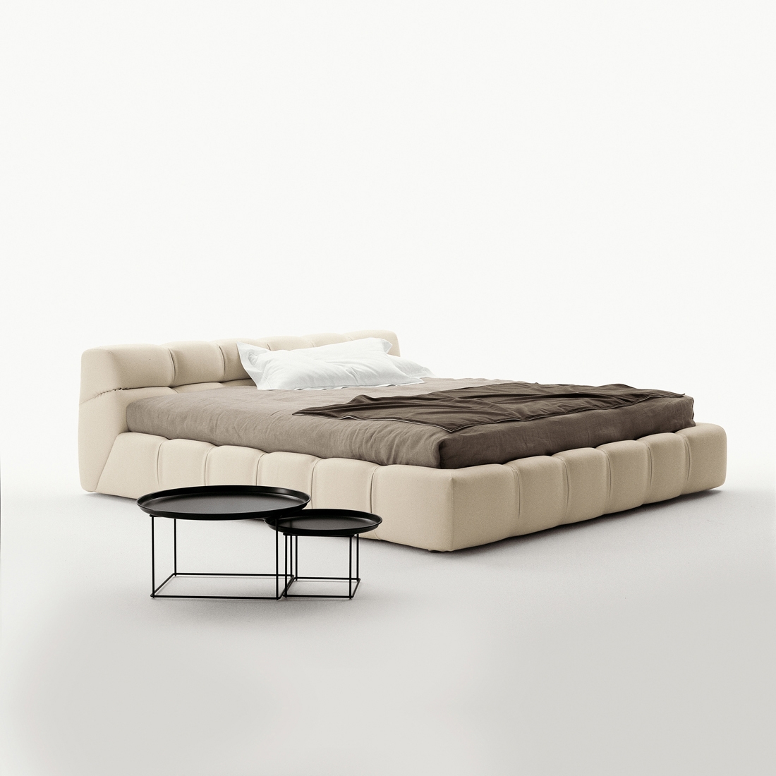 Display product Tufty-Bed from manufacturer B&B Italia