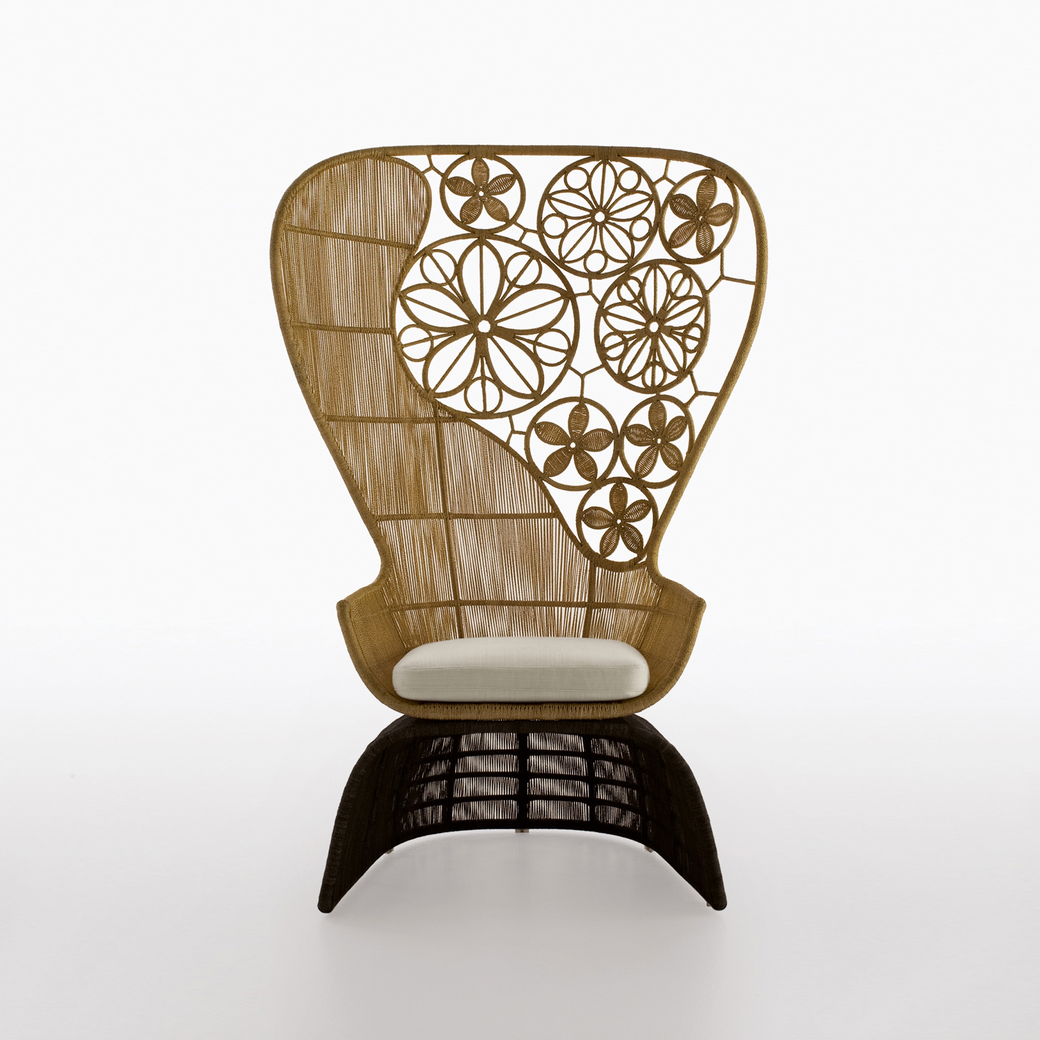 Display product Crinoline from manufacturer B&B Italia