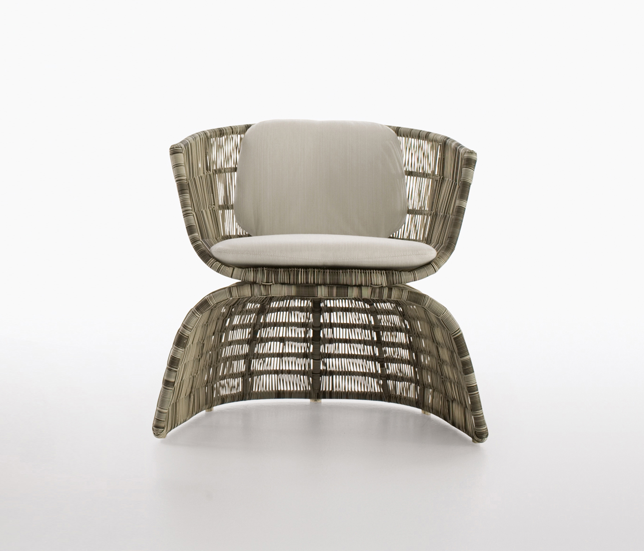 Display product Crinoline from manufacturer B&B Italia