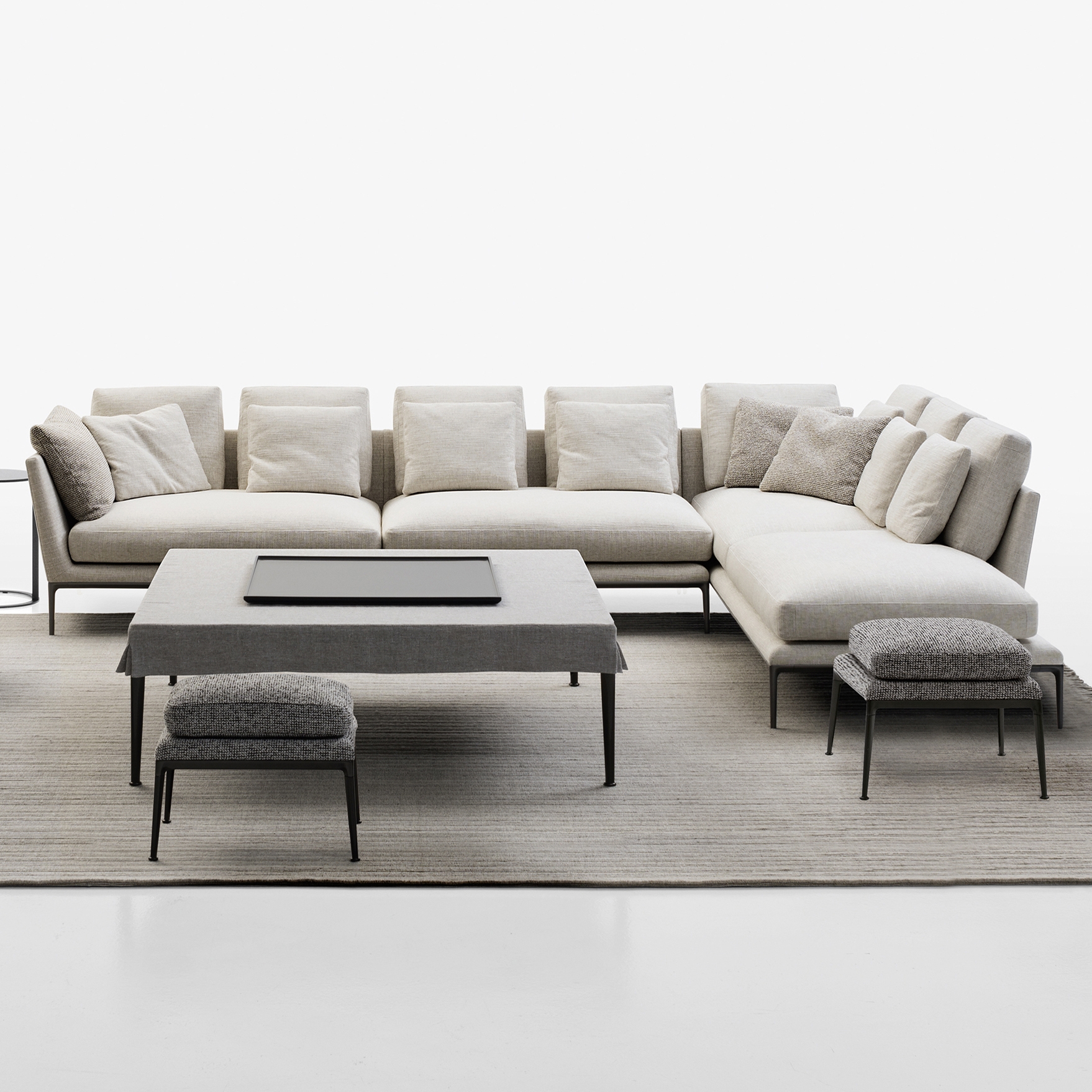 Display product B&B Atoll from manufacturer B&B Italia