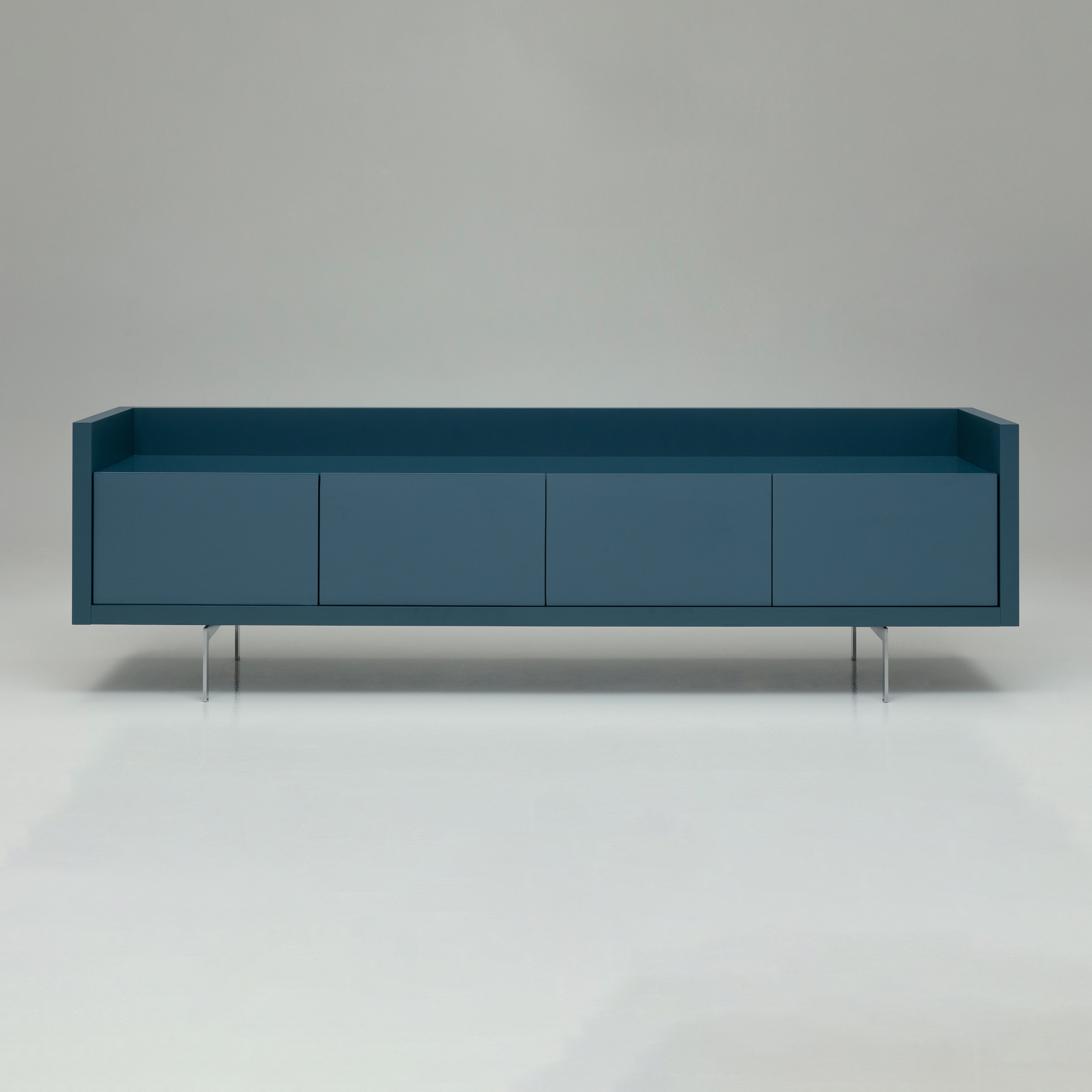 Display product Liagò from manufacturer B&B Italia
