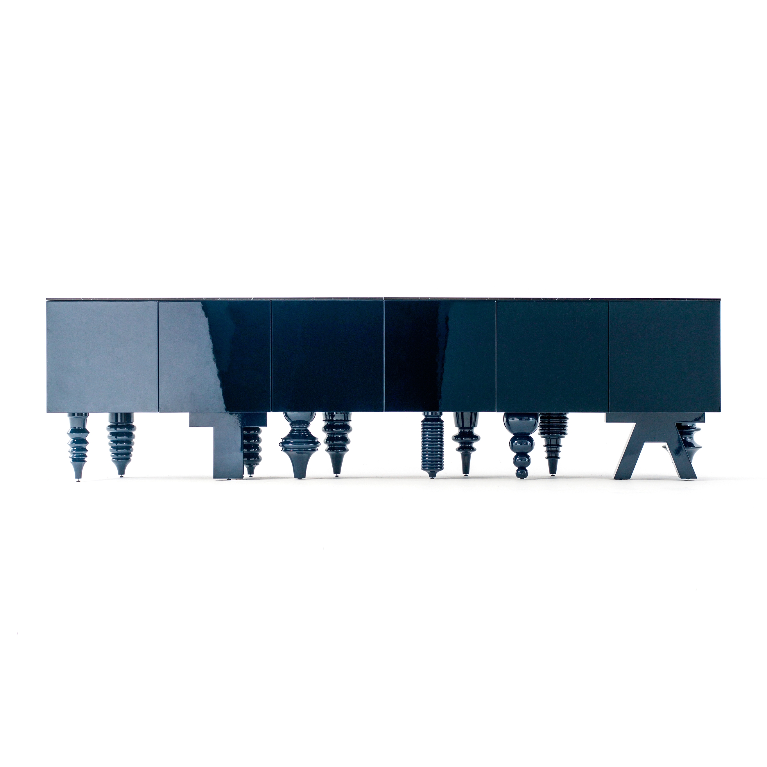 Showtime 10 Multileg Sideboard