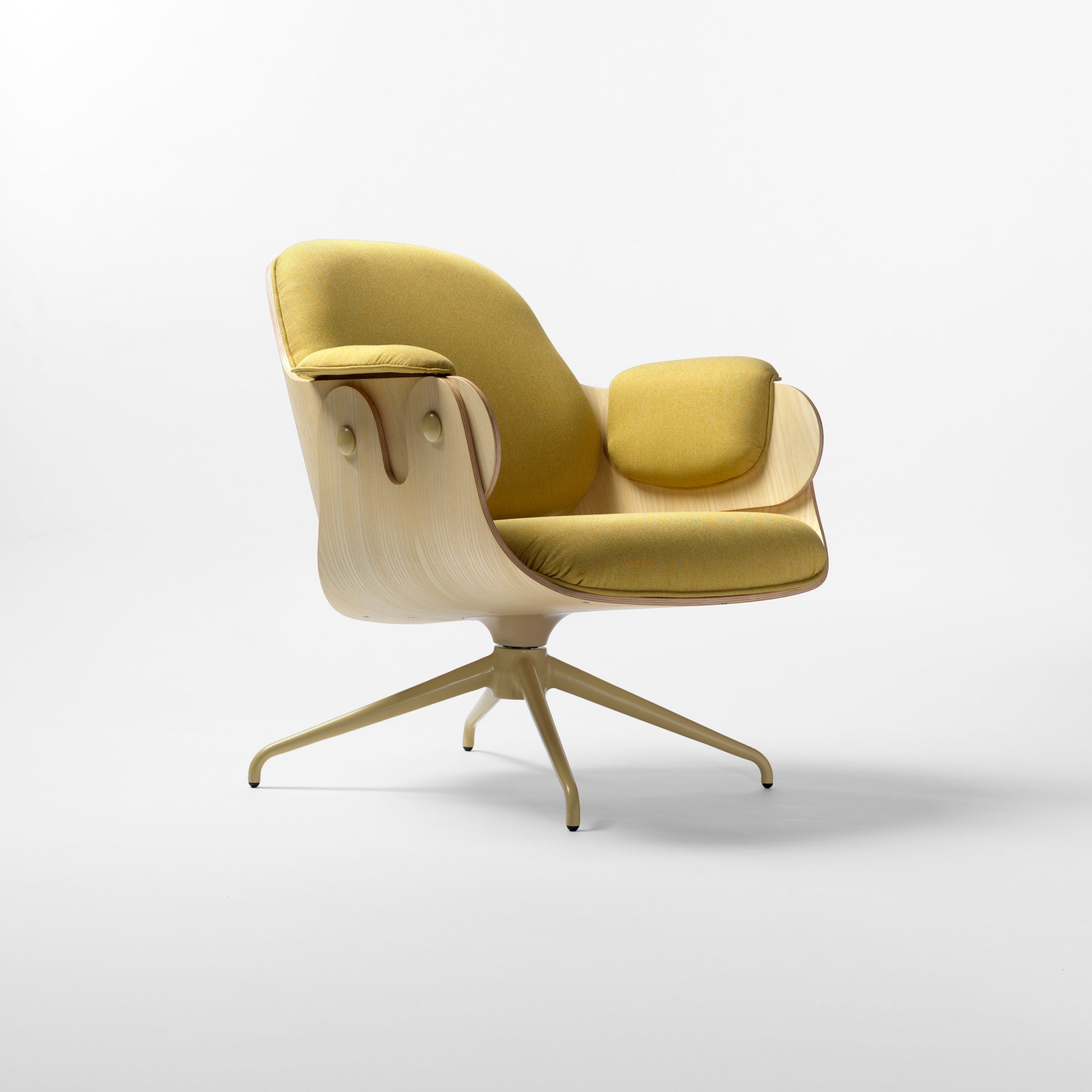 Low Lounger Swivel