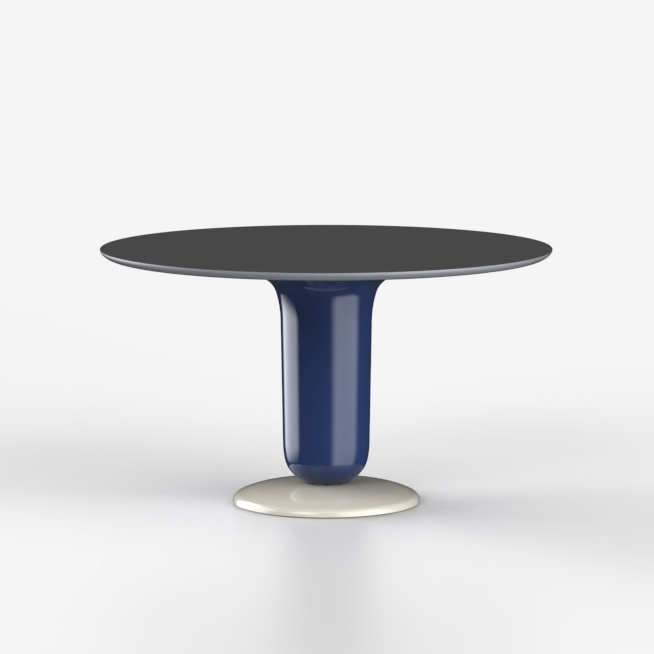 Explorer Dining table