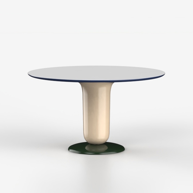 Explorer Dining table