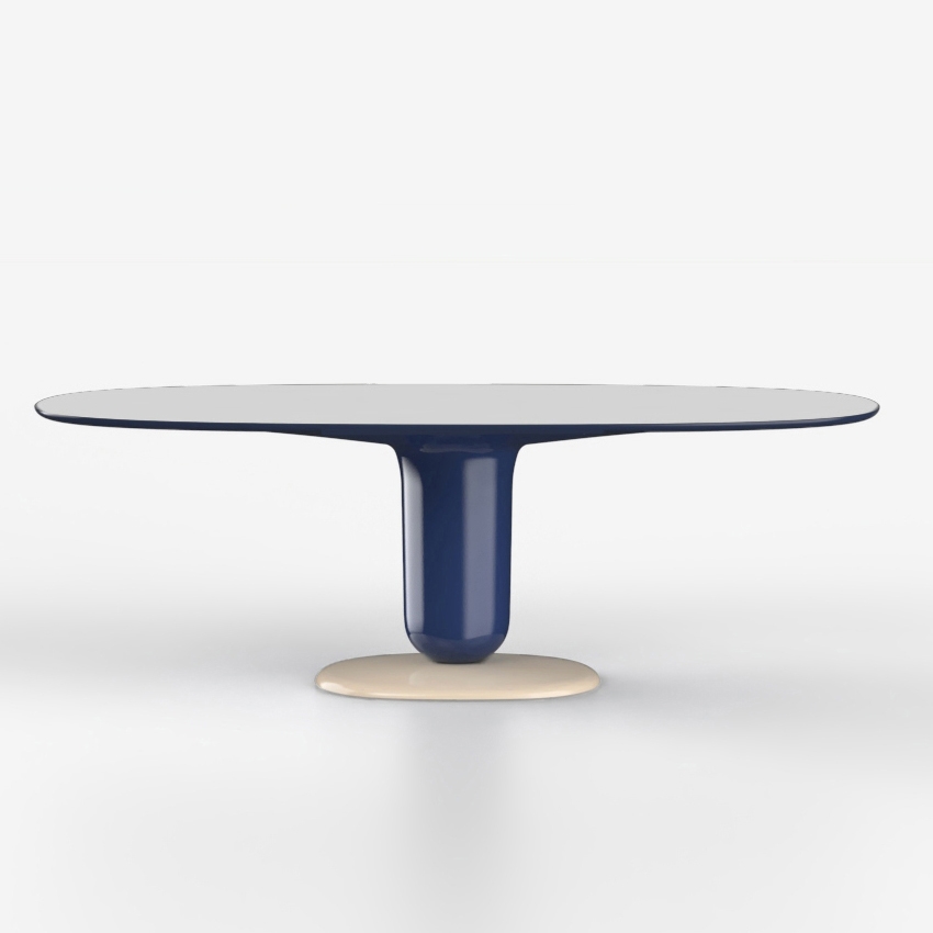 Explorer Dining table