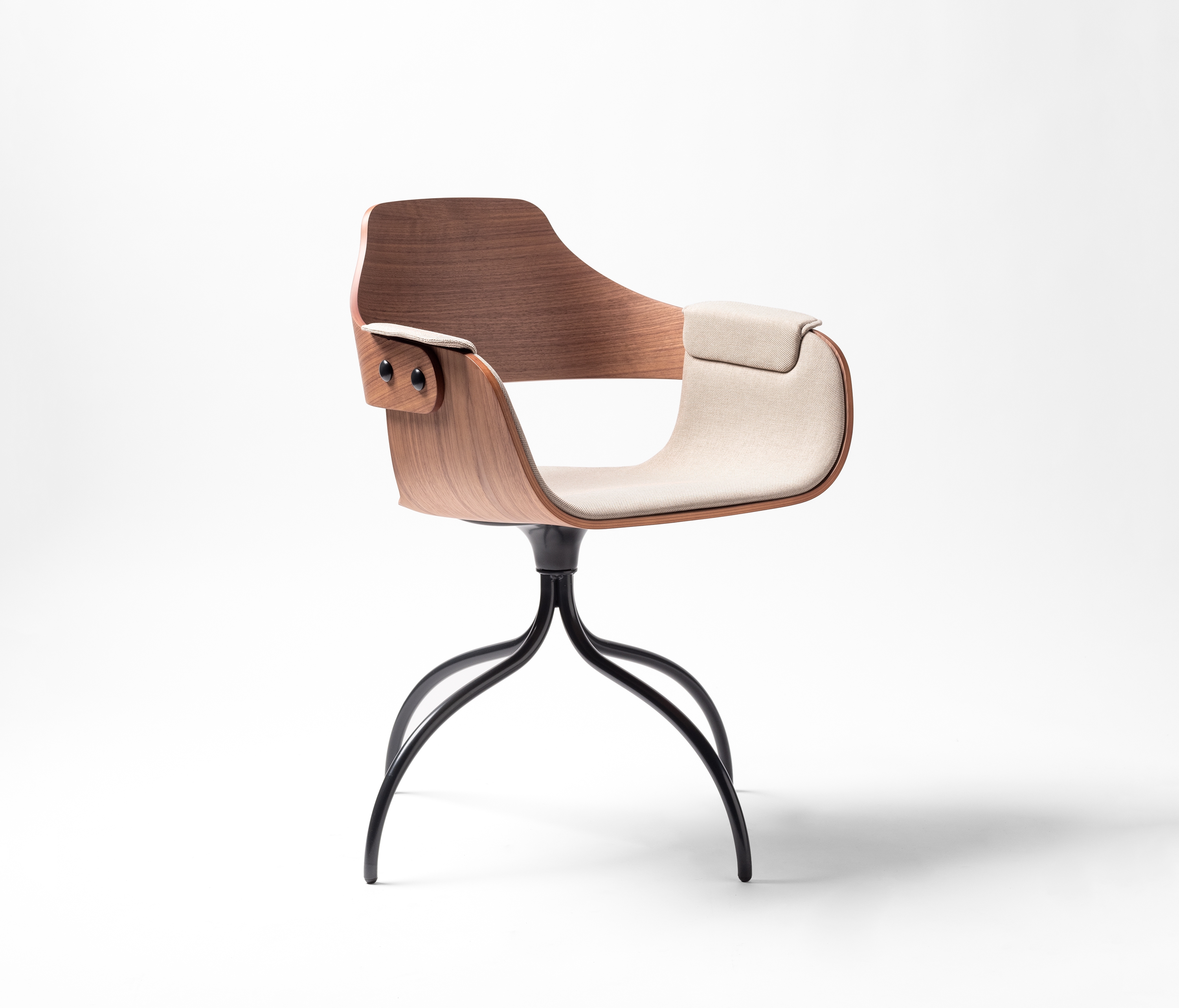 Display product Showtime chair - Giratoria from manufacturer BD Barcelona