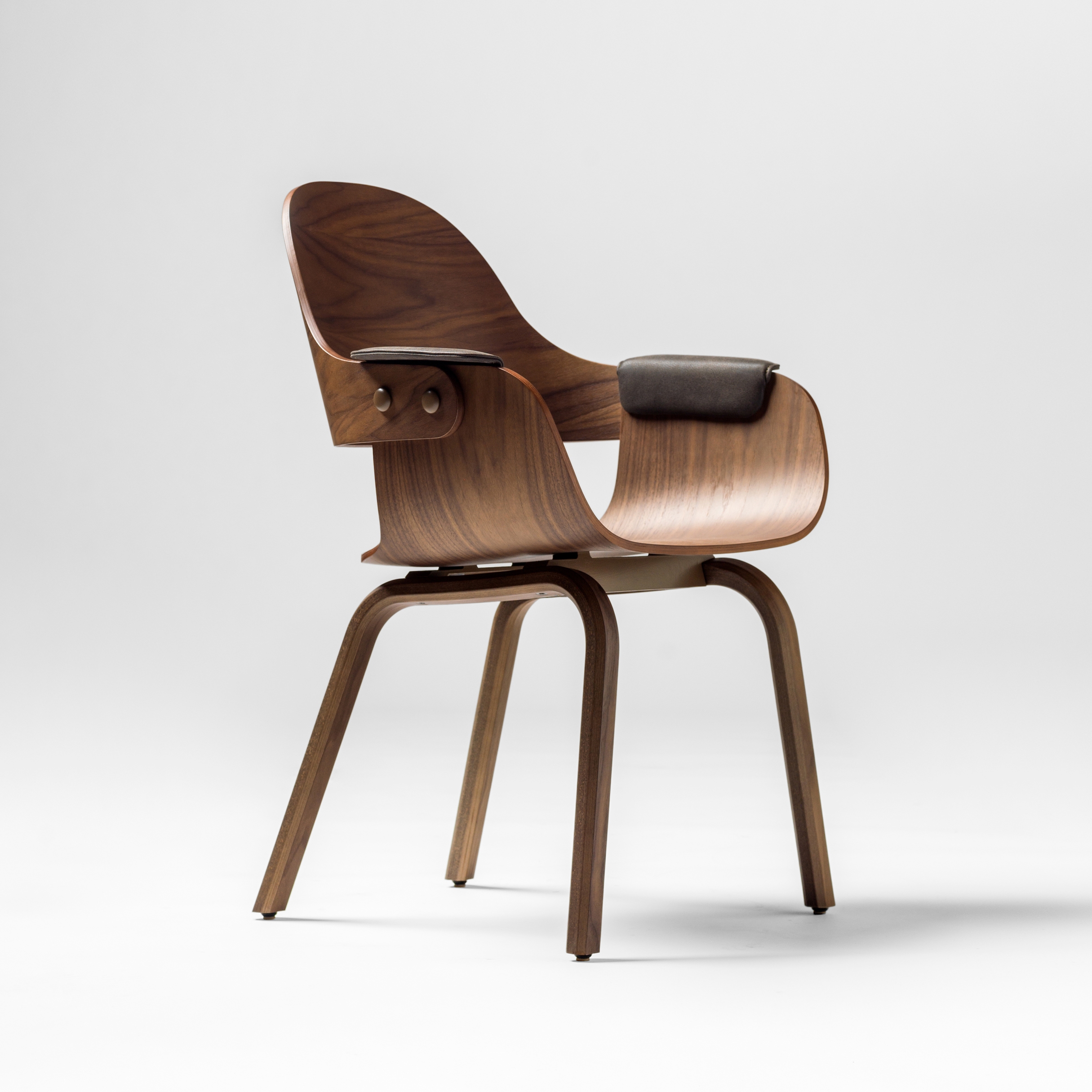Mostra il prodotto Showtime Nude chair del produttore BD Barcelona
