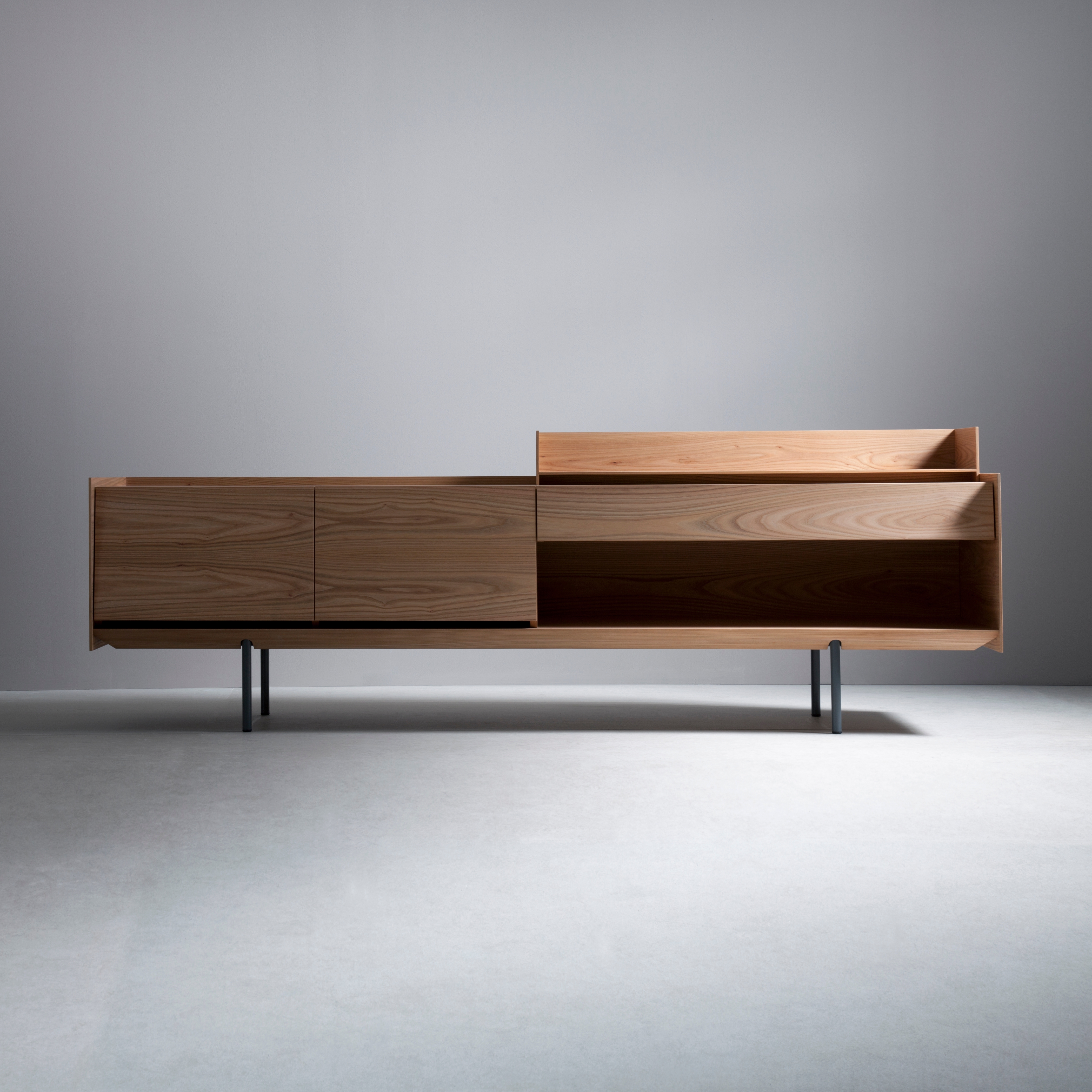Mostrar el producto Sideboard 240 del fabricante böwer