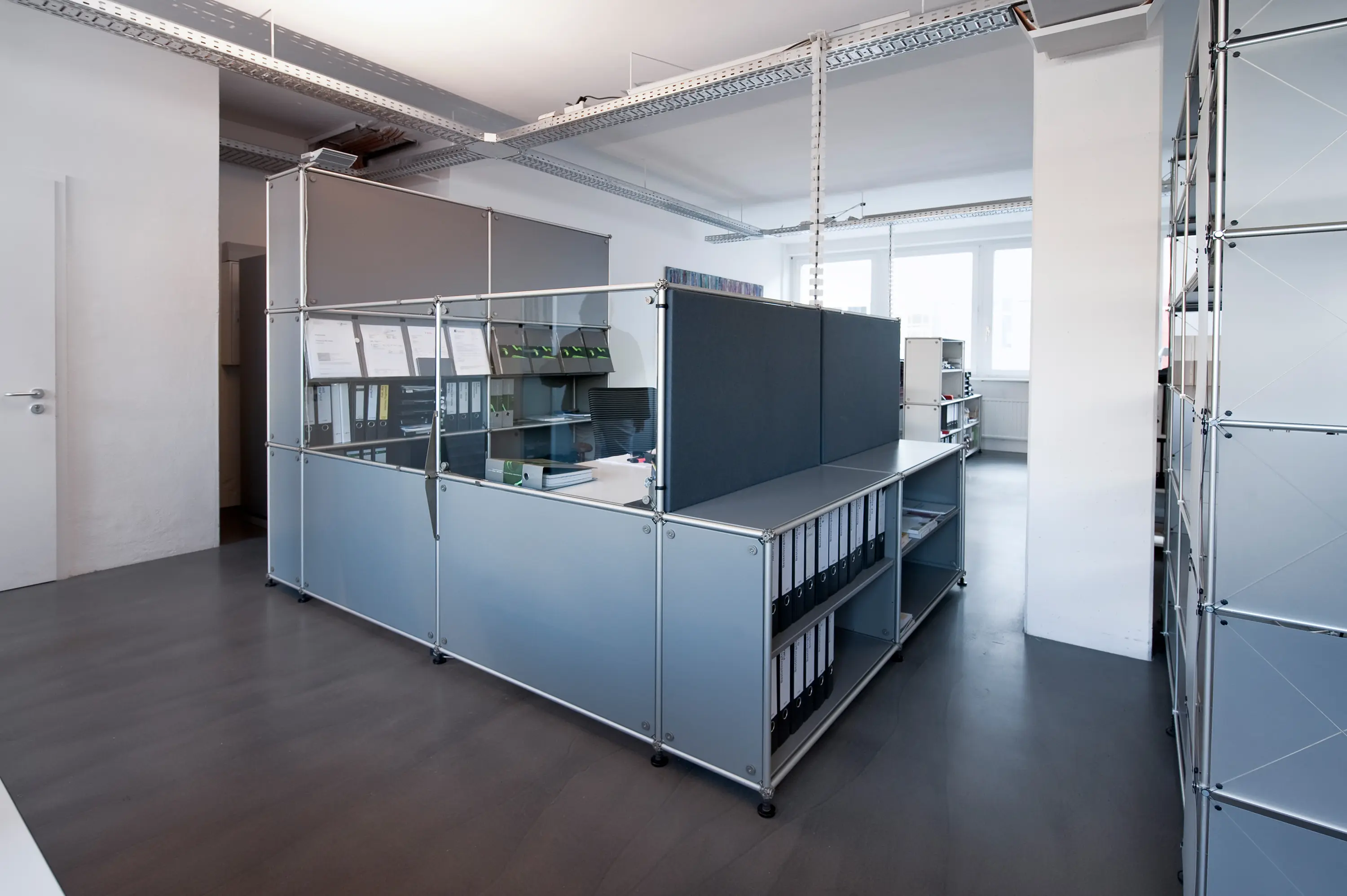 Burkhardt Leitner - constructiv PON Office