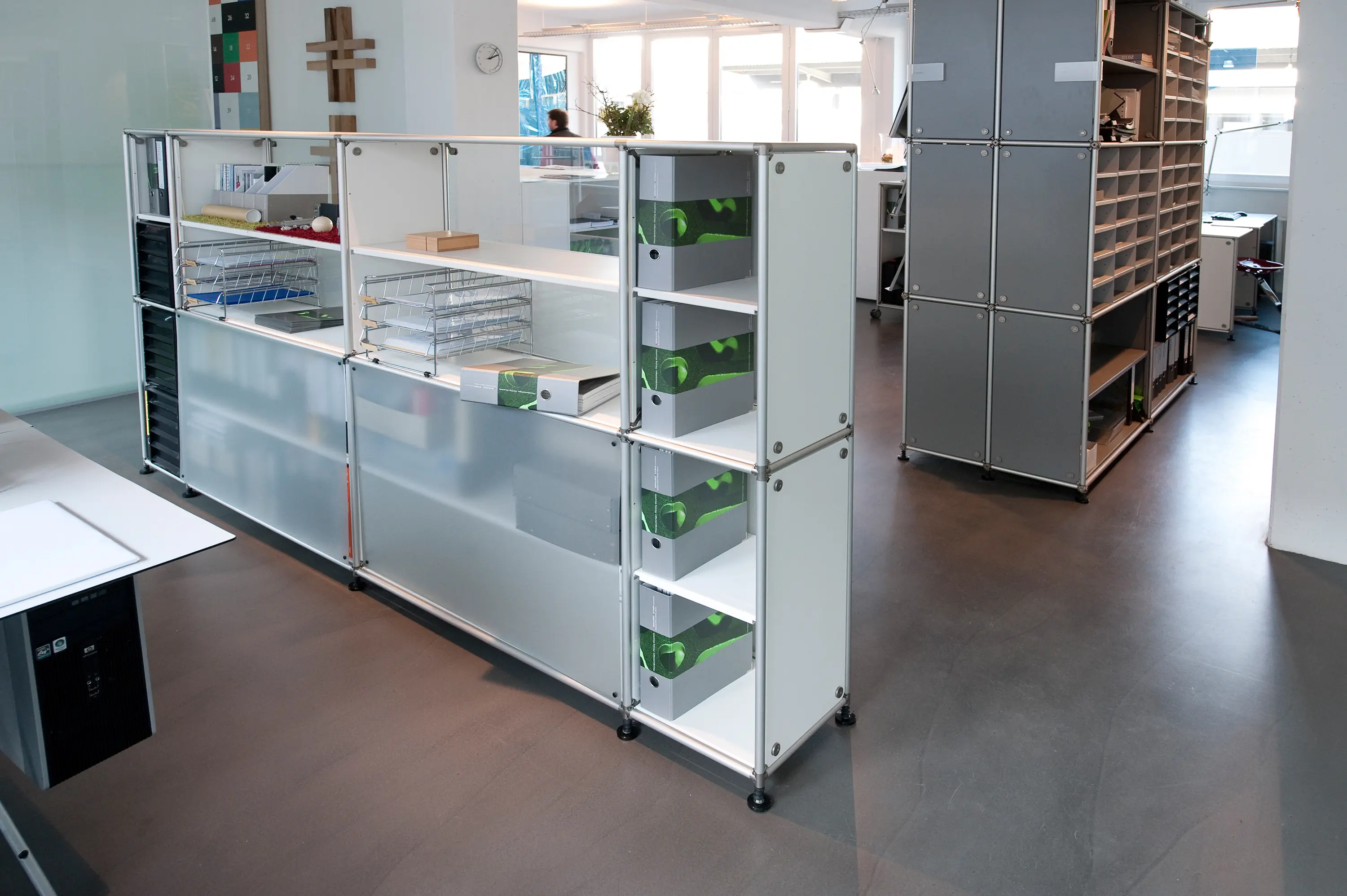 Burkhardt Leitner - constructiv PON Office