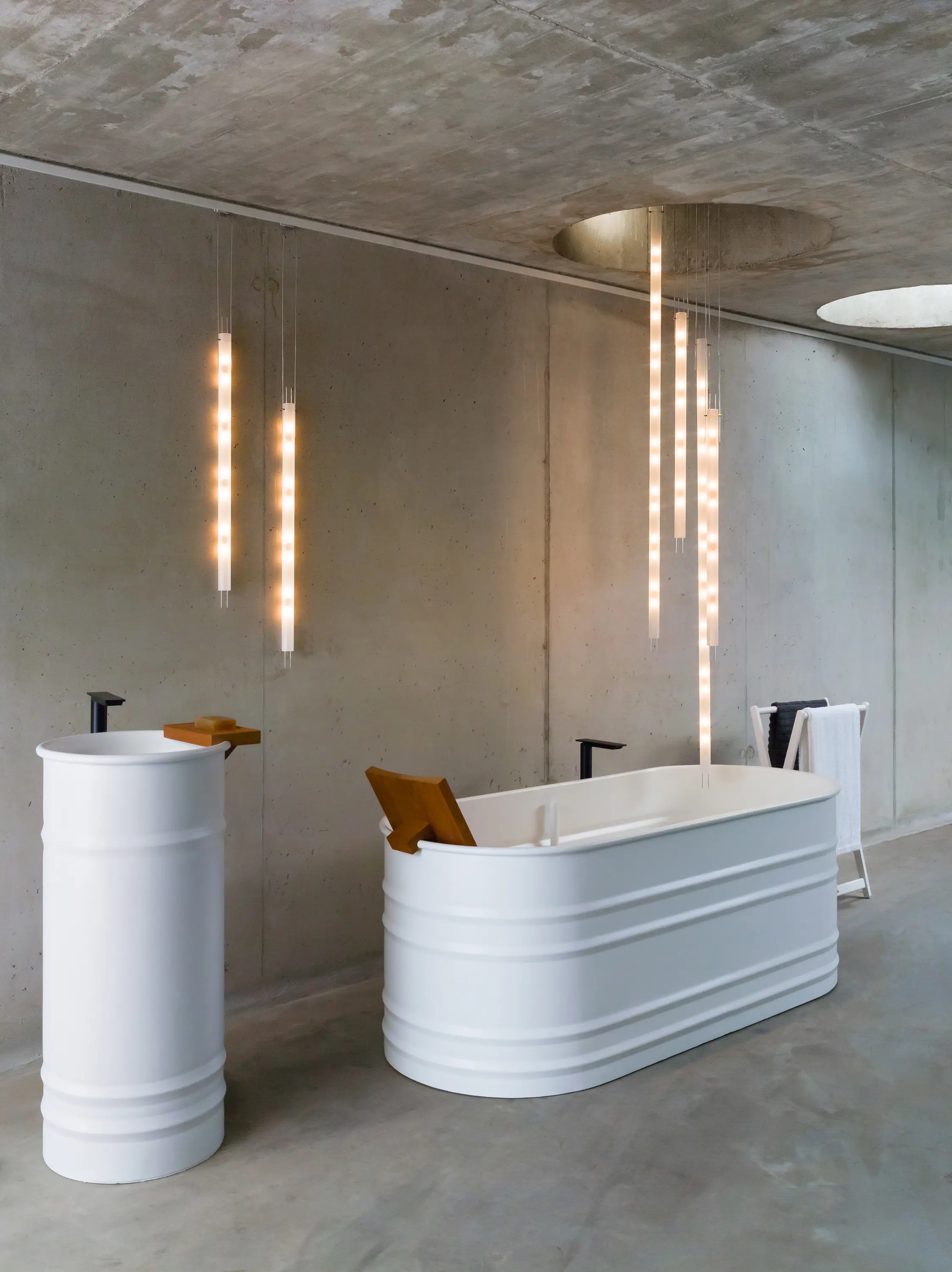 Buschfeld Design - MIRROR MONO-D