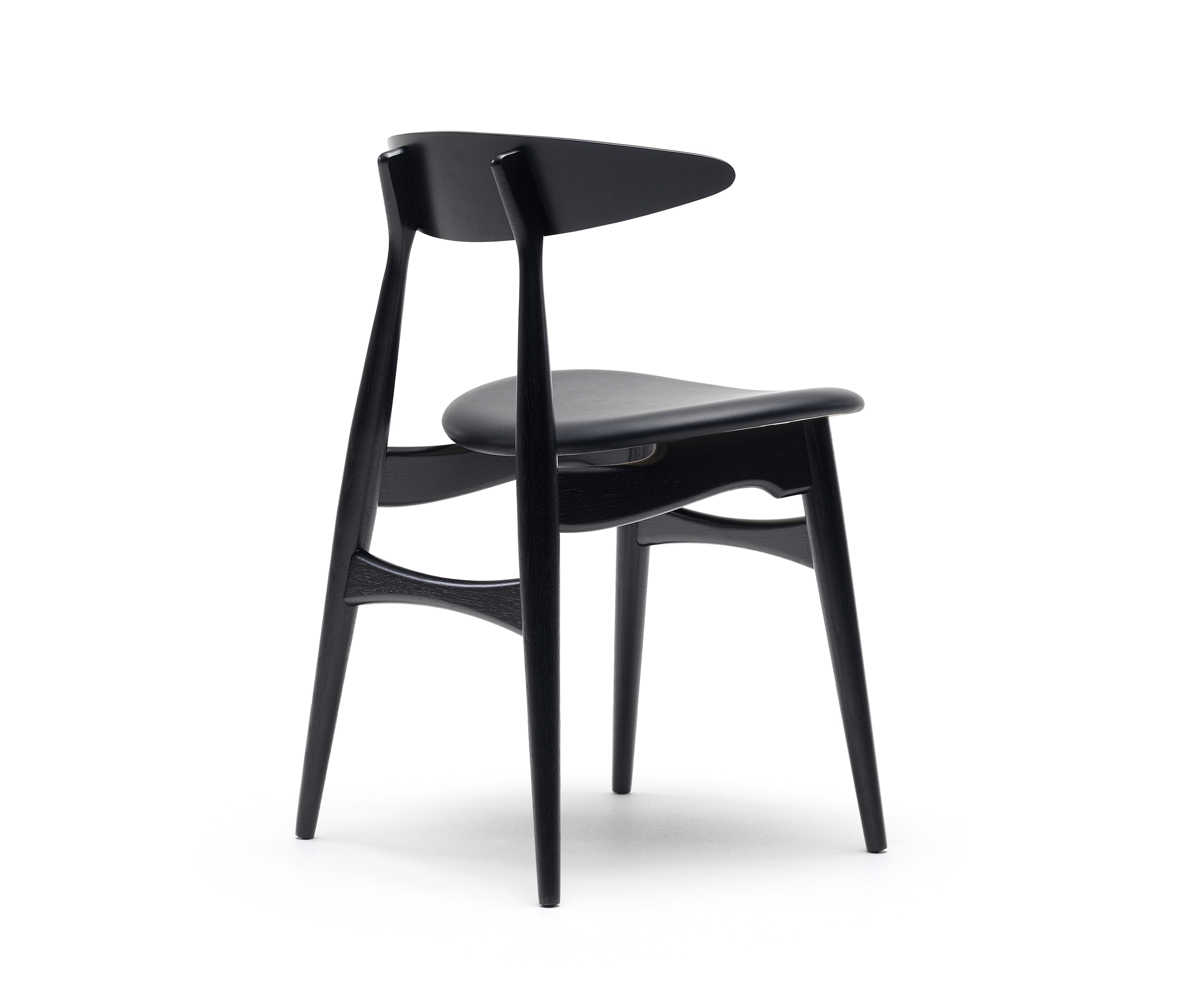 Display product CH33 from manufacturer Carl Hansen & Søn
