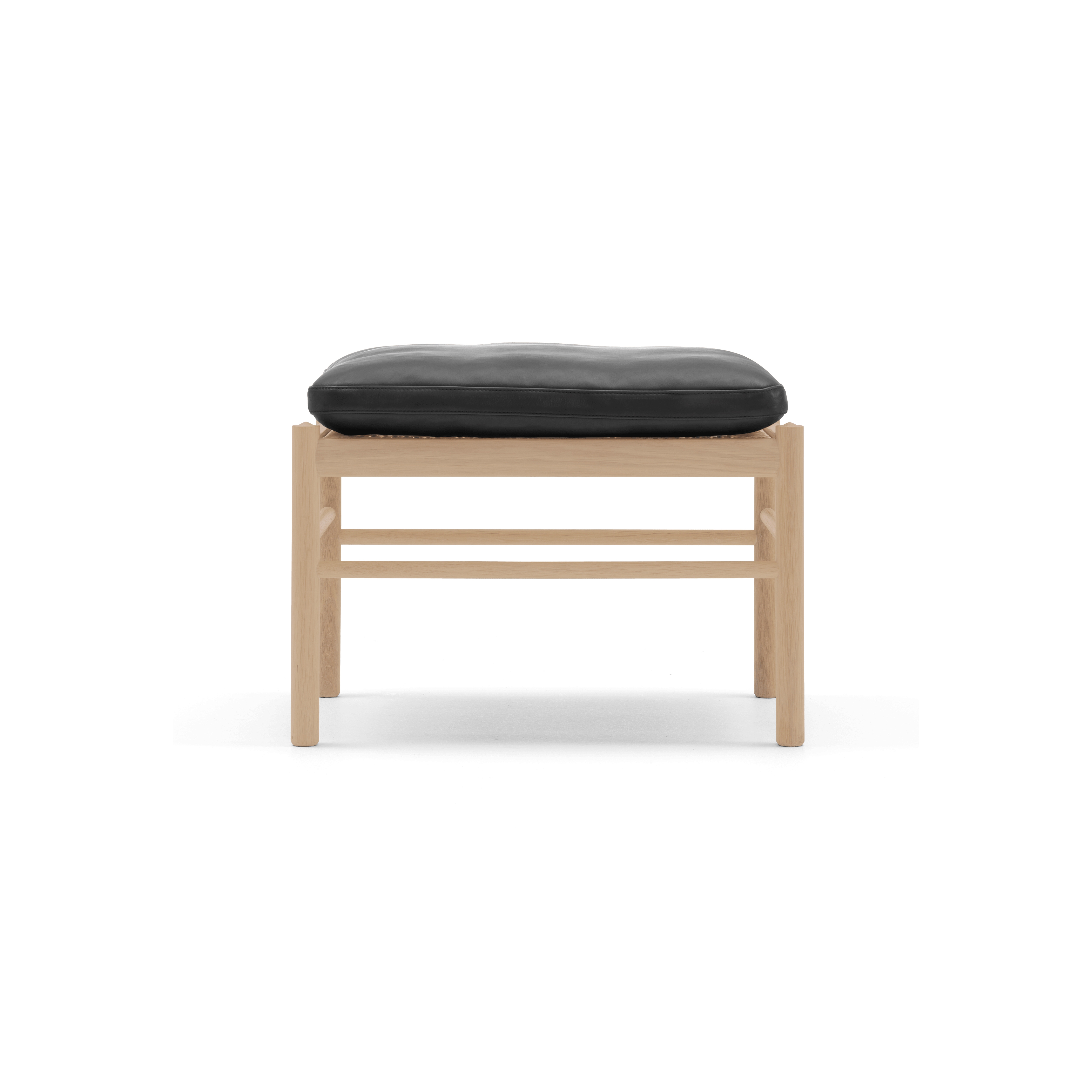 Mostra il prodotto OW149F | Colonial footstool del produttore Carl Hansen & Søn