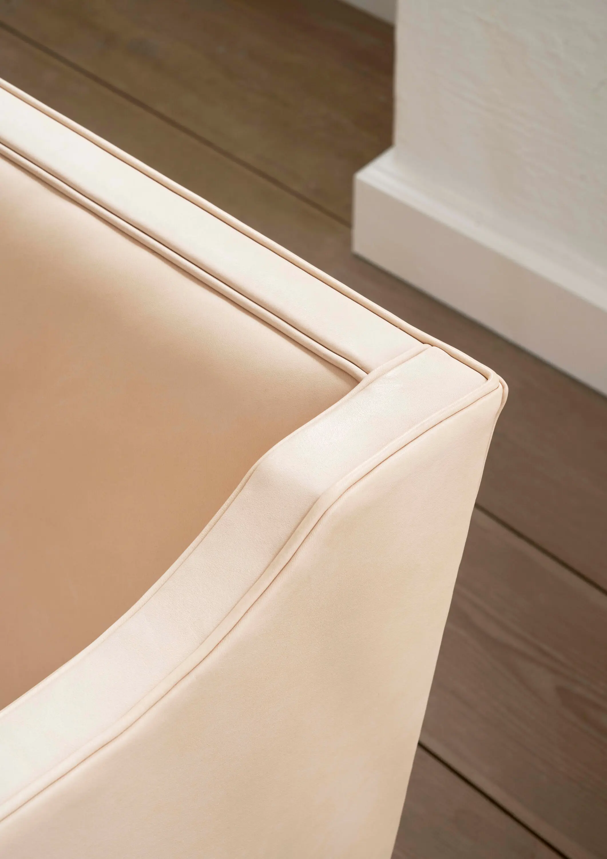 Carl Hansen & Søn - KK41180 | Sofa with high sides