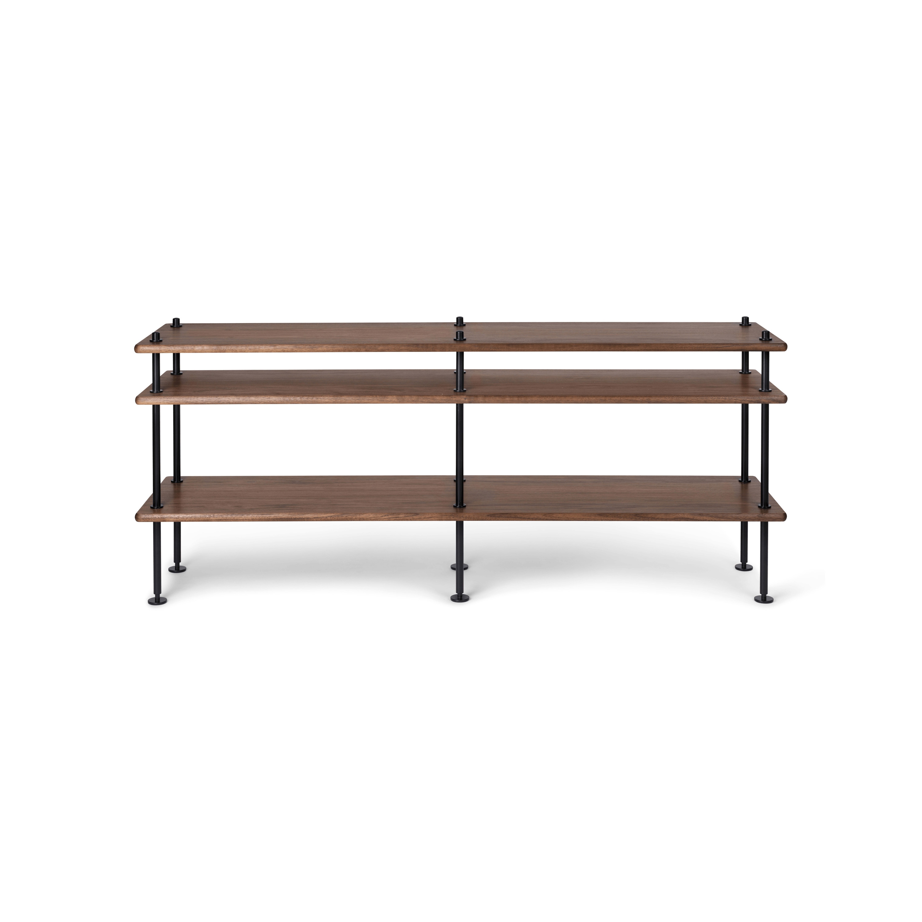 Display product BM0253-4 | Shelving system from manufacturer Carl Hansen & Søn
