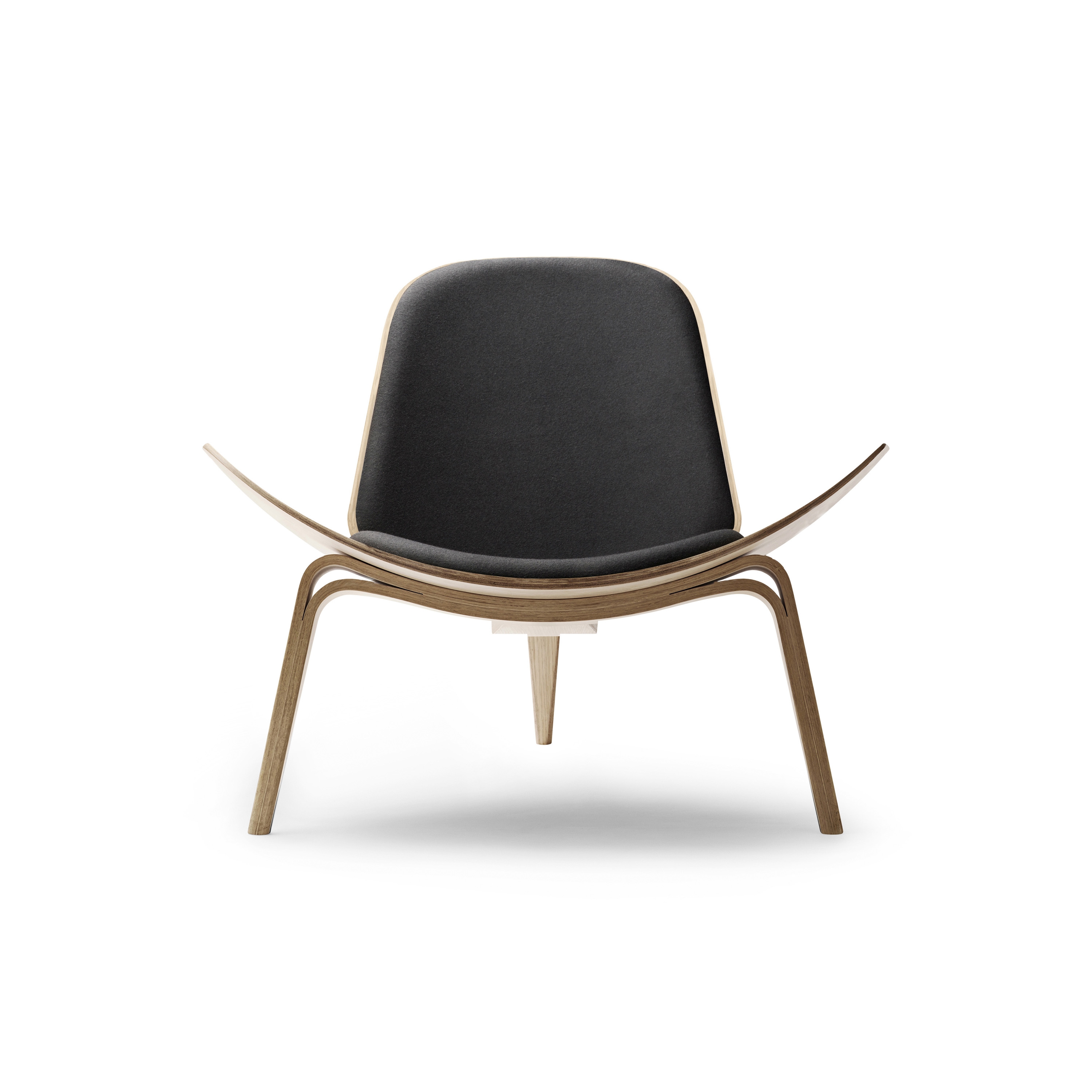 Mostrar el producto CH07 | Shell Chair del fabricante Carl Hansen & Søn