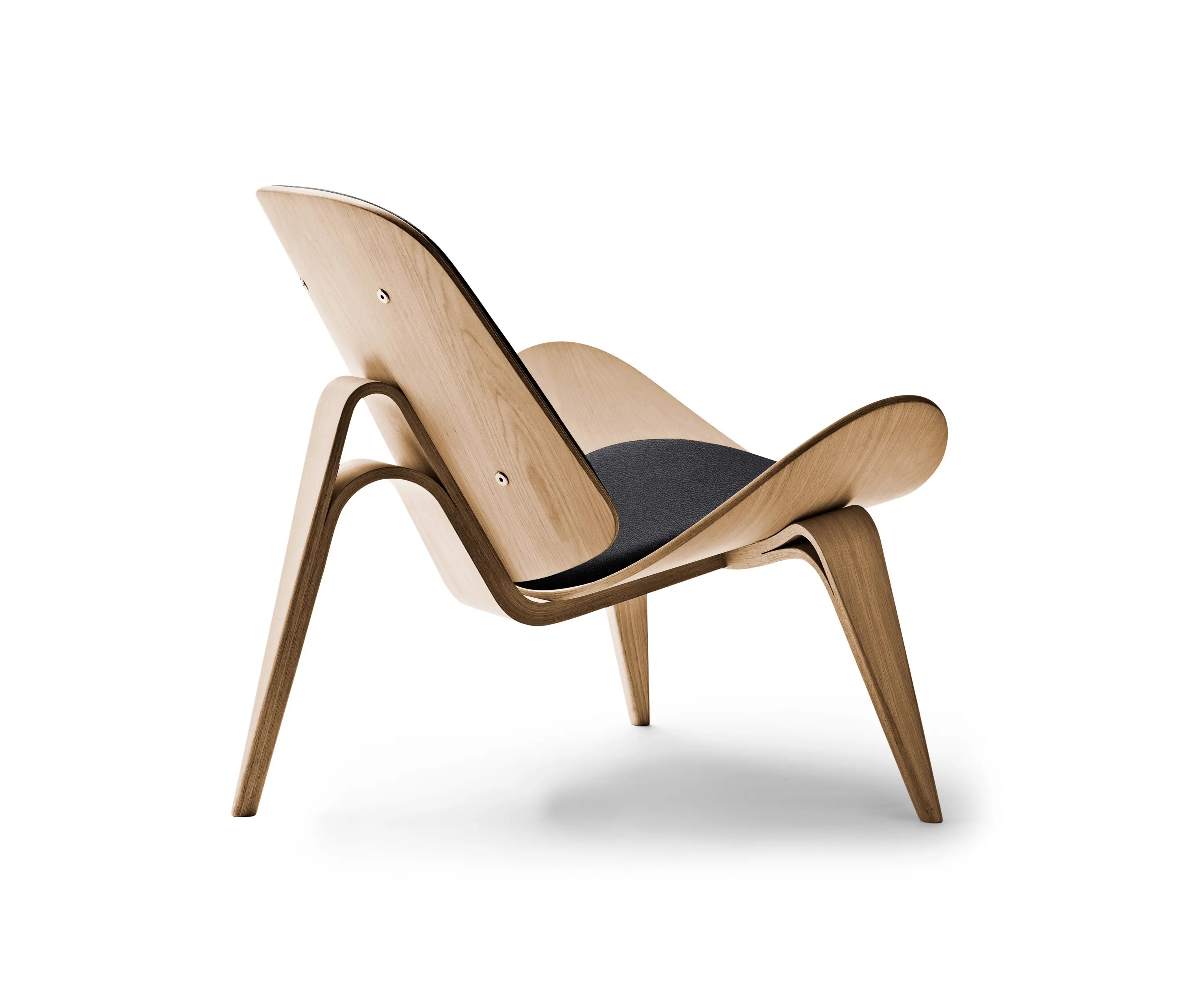 Carl Hansen & Søn - CH07 | Shell Chair