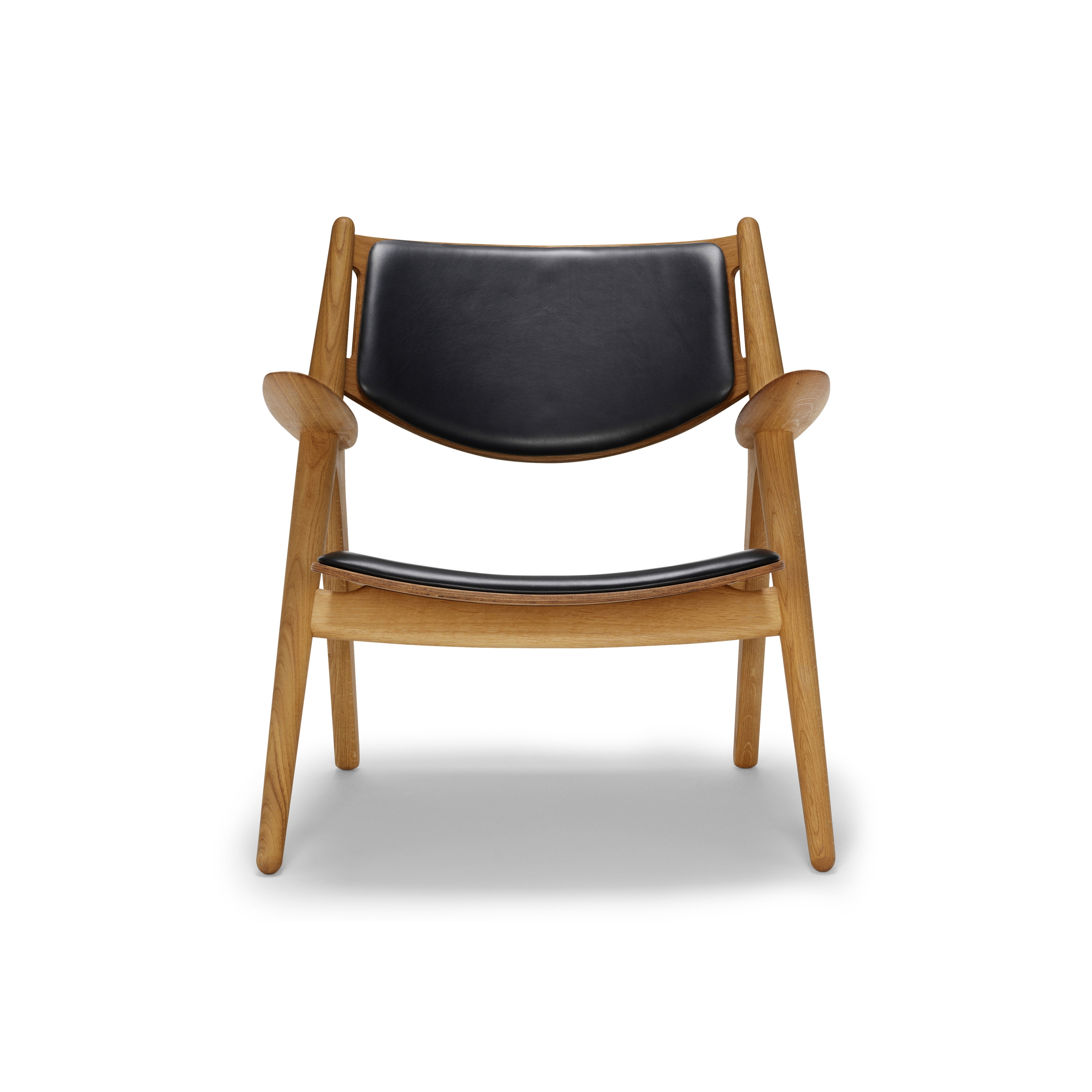 Mostrar el producto CH28P | Lounge Chair del fabricante Carl Hansen & Søn