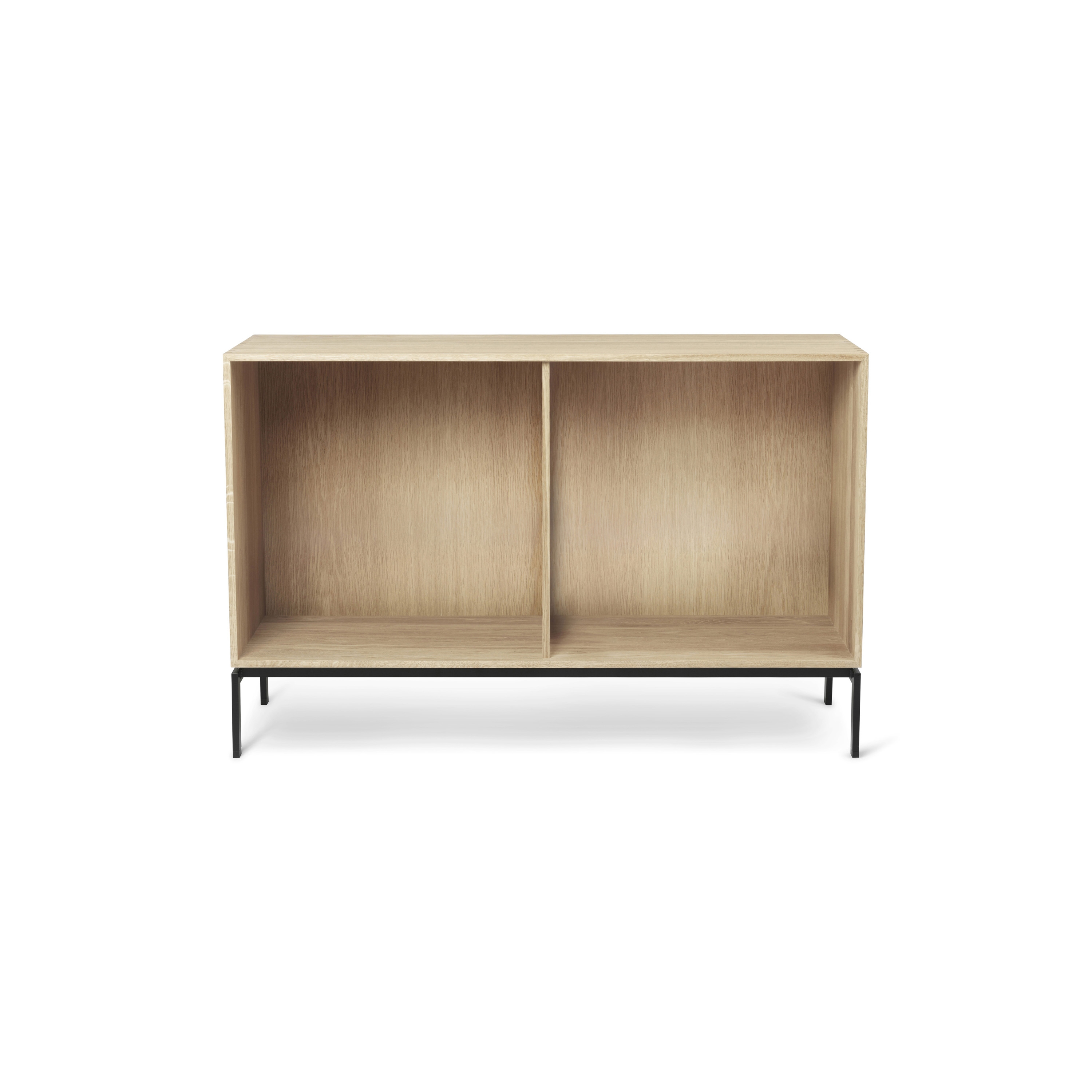 FK63 | Deep cabinet with legs