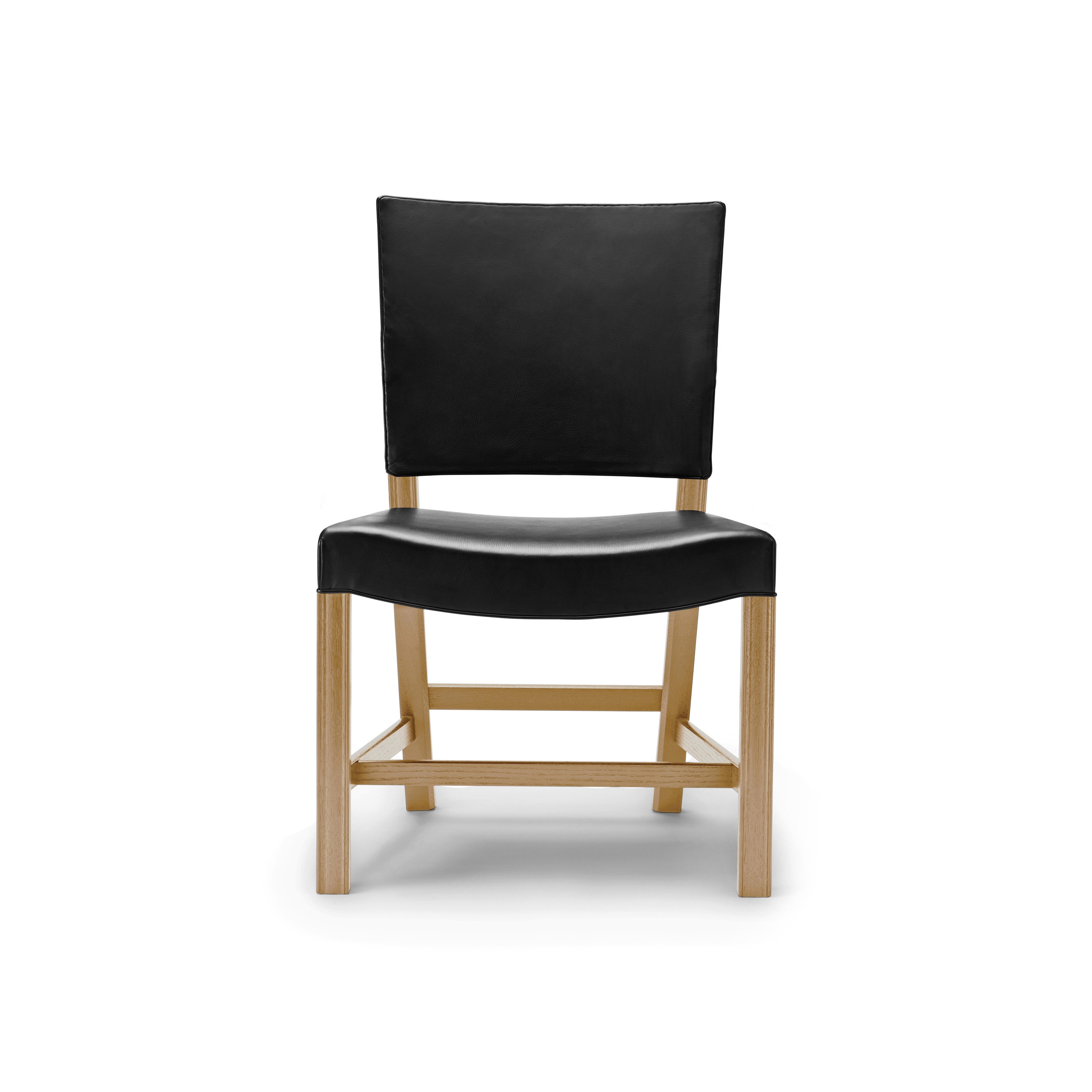 Vertoon produk KK37580 | Large Red Chair van vervaardiger Carl Hansen & Søn