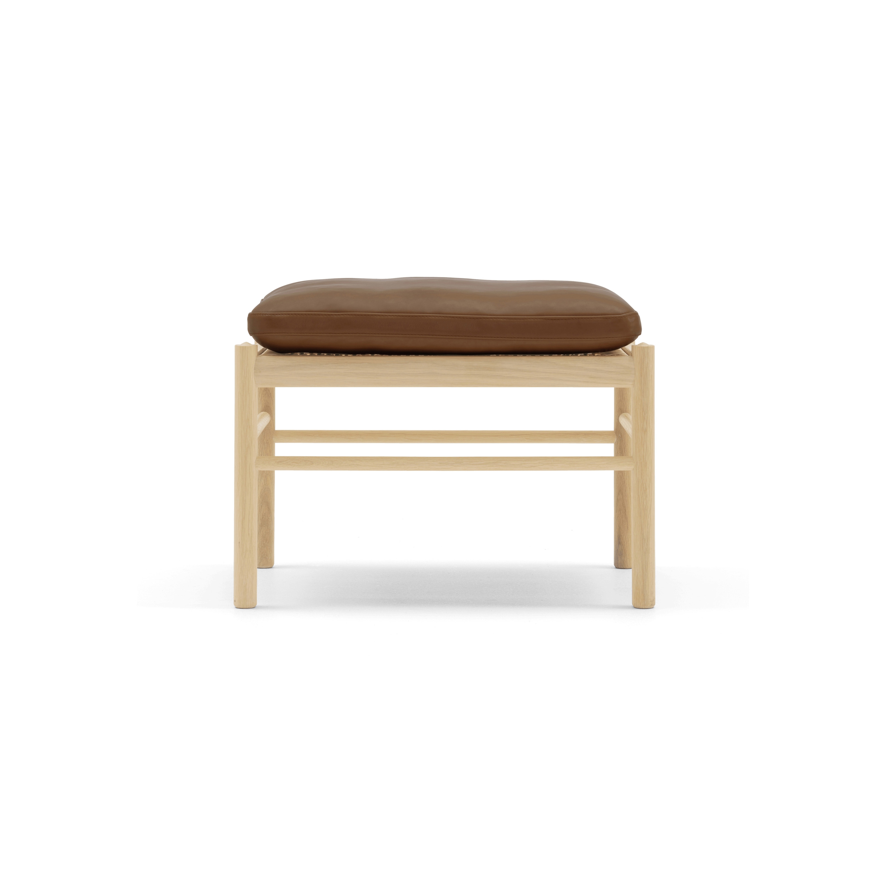 Display product OW149F | Colonial footstool from manufacturer Carl Hansen & Søn