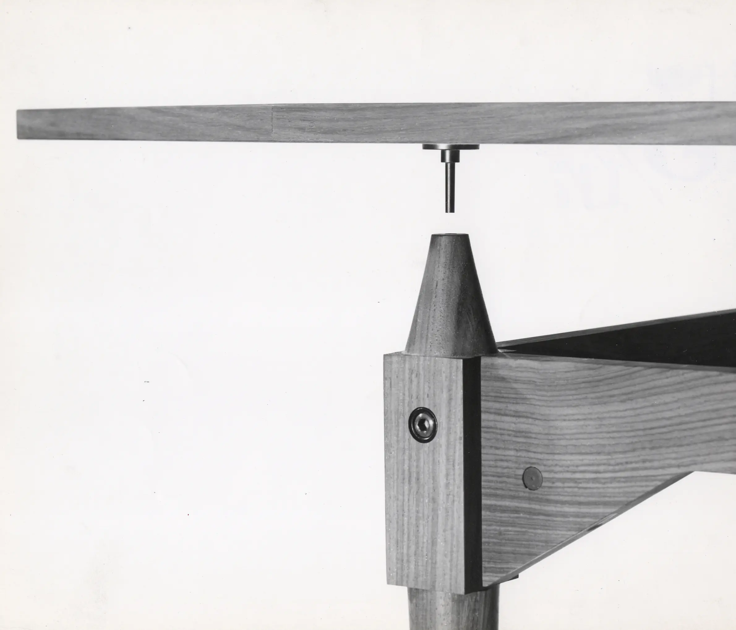 Cassina - TL3