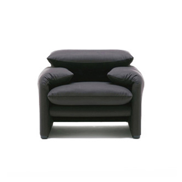 Produkt 675 Maralunga des Herstellers Cassina anzeigen