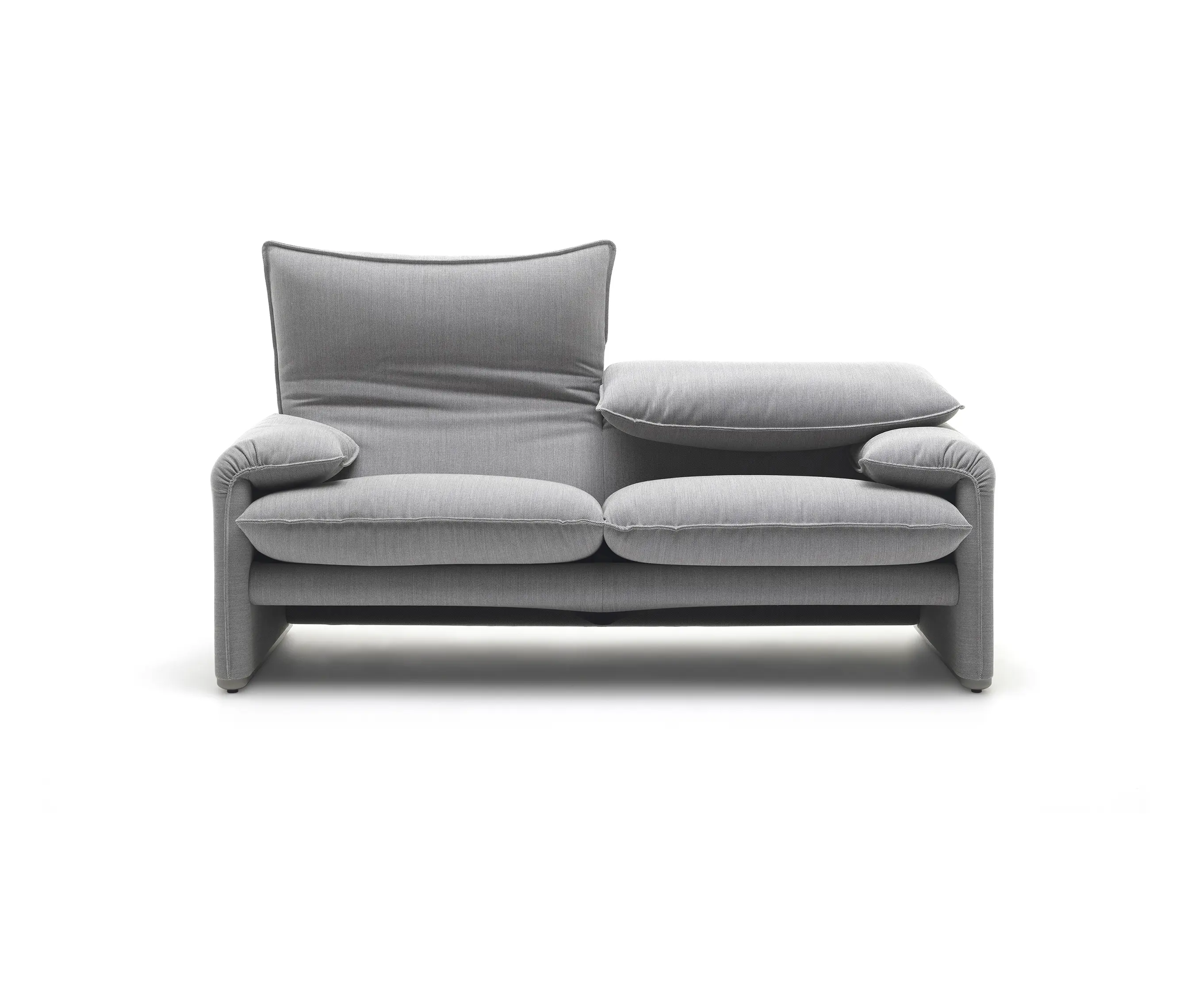 Cassina - 675 Maralunga 40