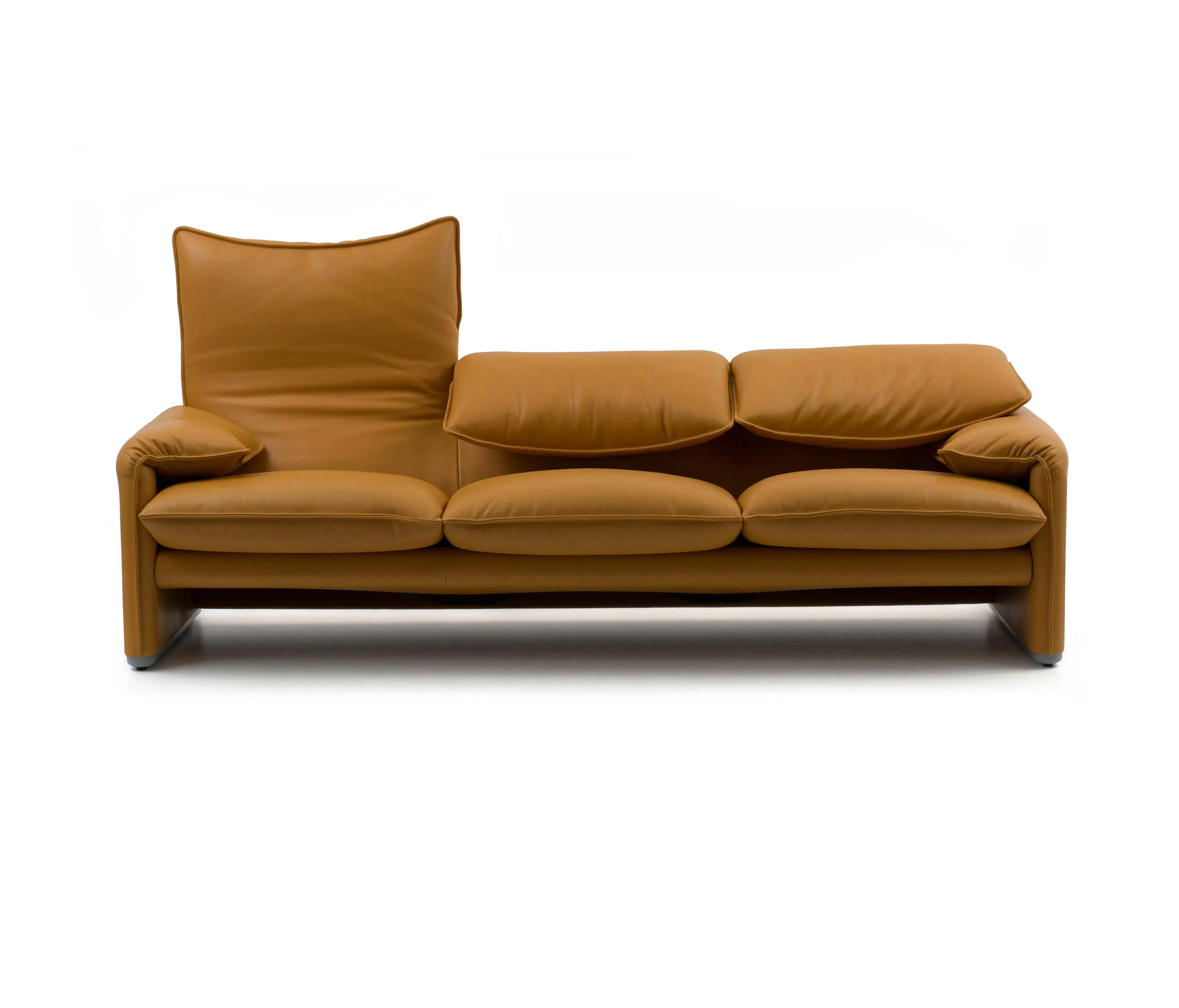 Cassina - 675 Maralunga 40