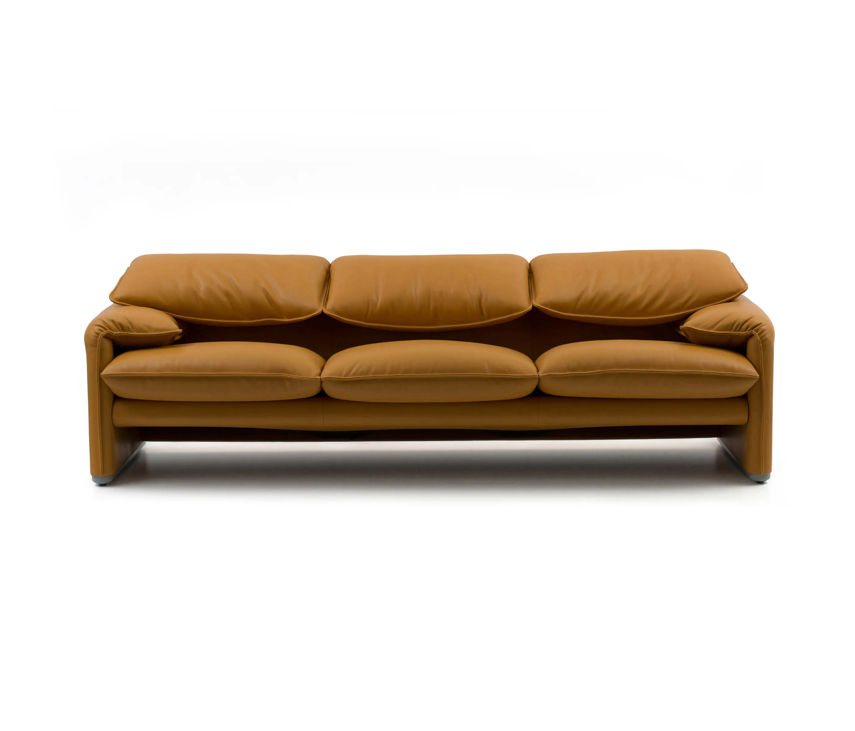 Cassina - 675 Maralunga 40