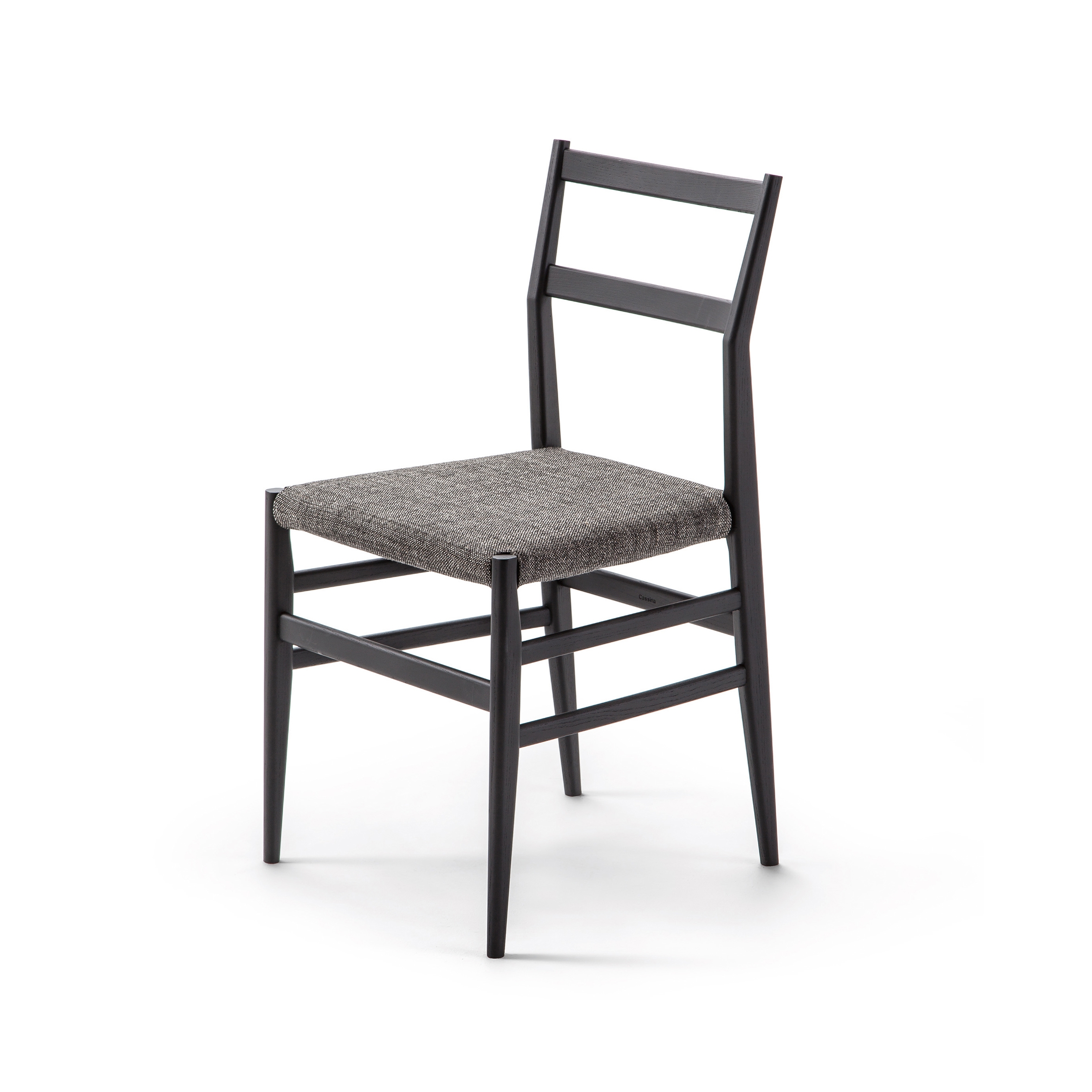 Display product 646 Leggera from manufacturer Cassina