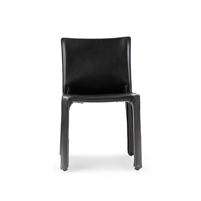 Produkt 412 Cab des Herstellers Cassina anzeigen