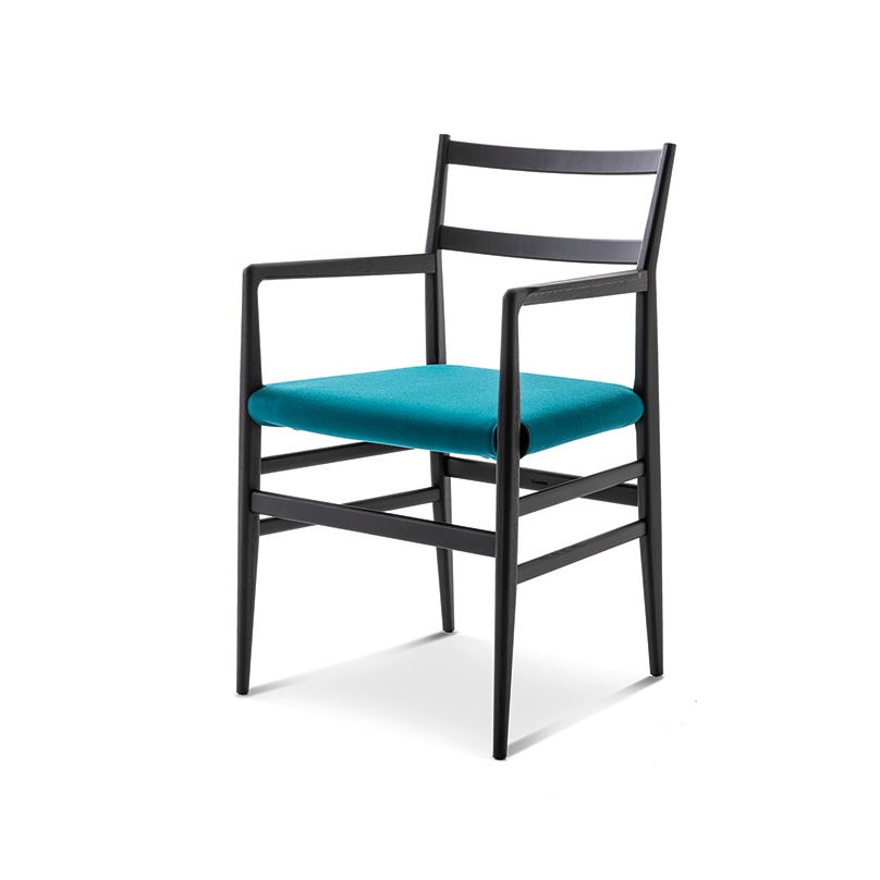Display product 646 Leggera with Armrests from manufacturer Cassina