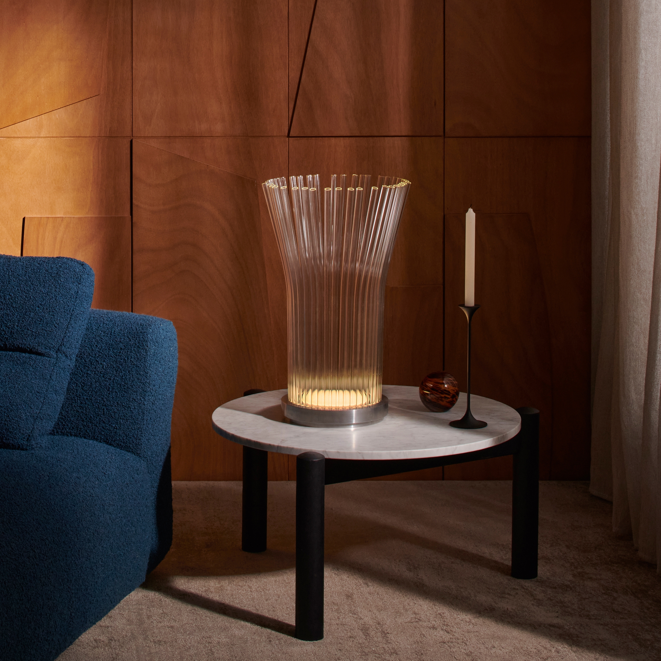 Display product 127 Fluxus - E from manufacturer Cassina