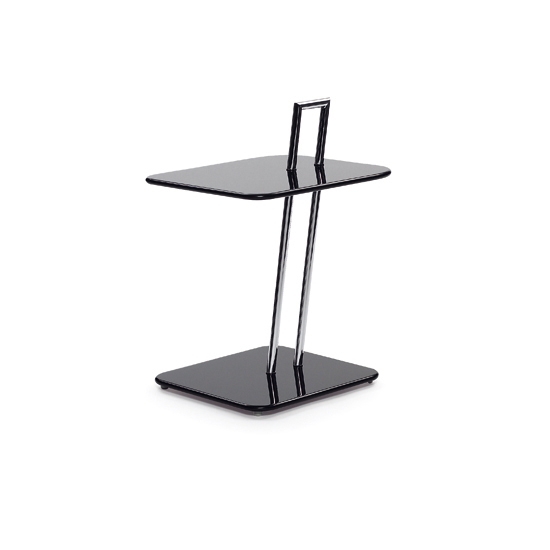 Afficher le produit Occasional Table du fabricant ClassiCon