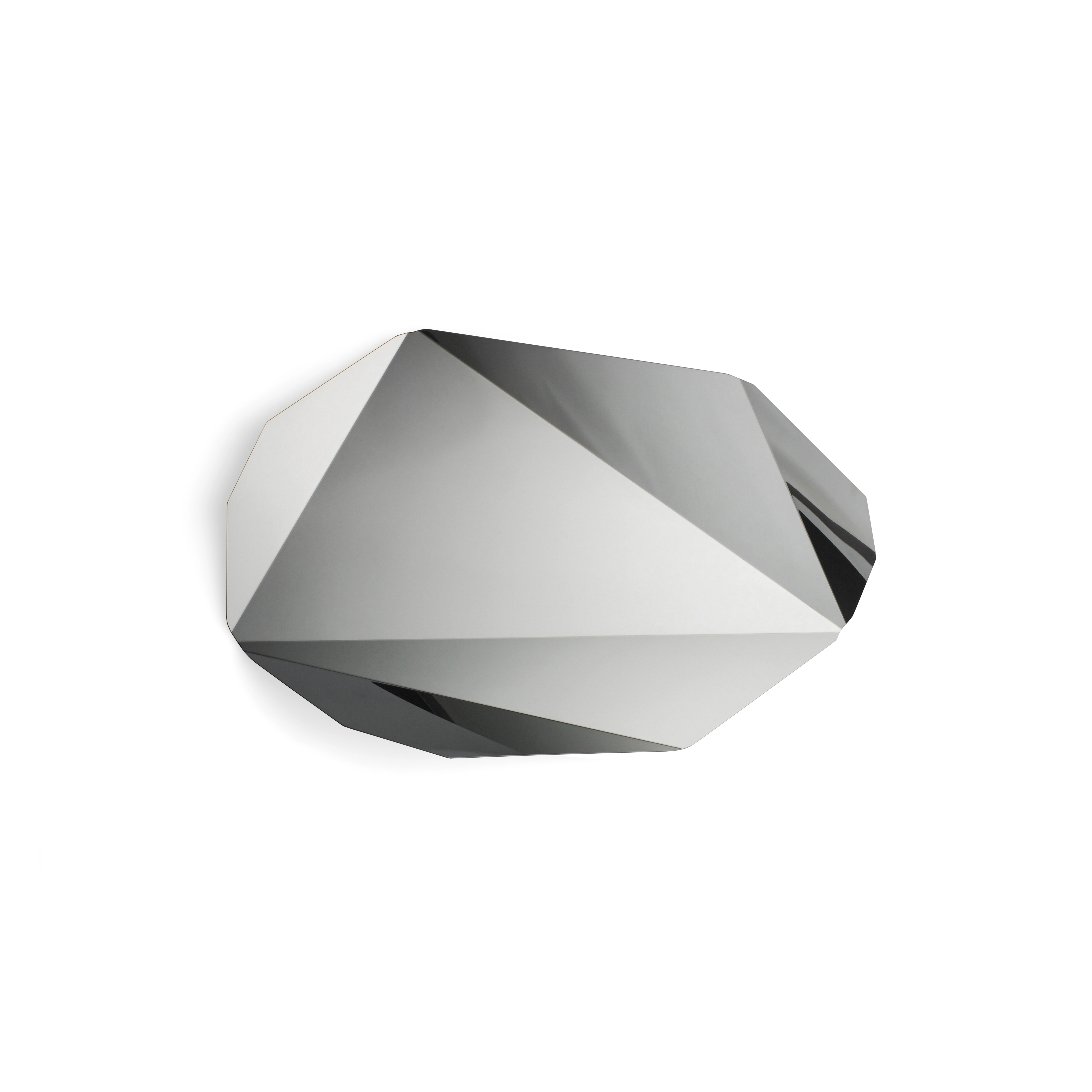 Display product Piega Mirror small from manufacturer ClassiCon