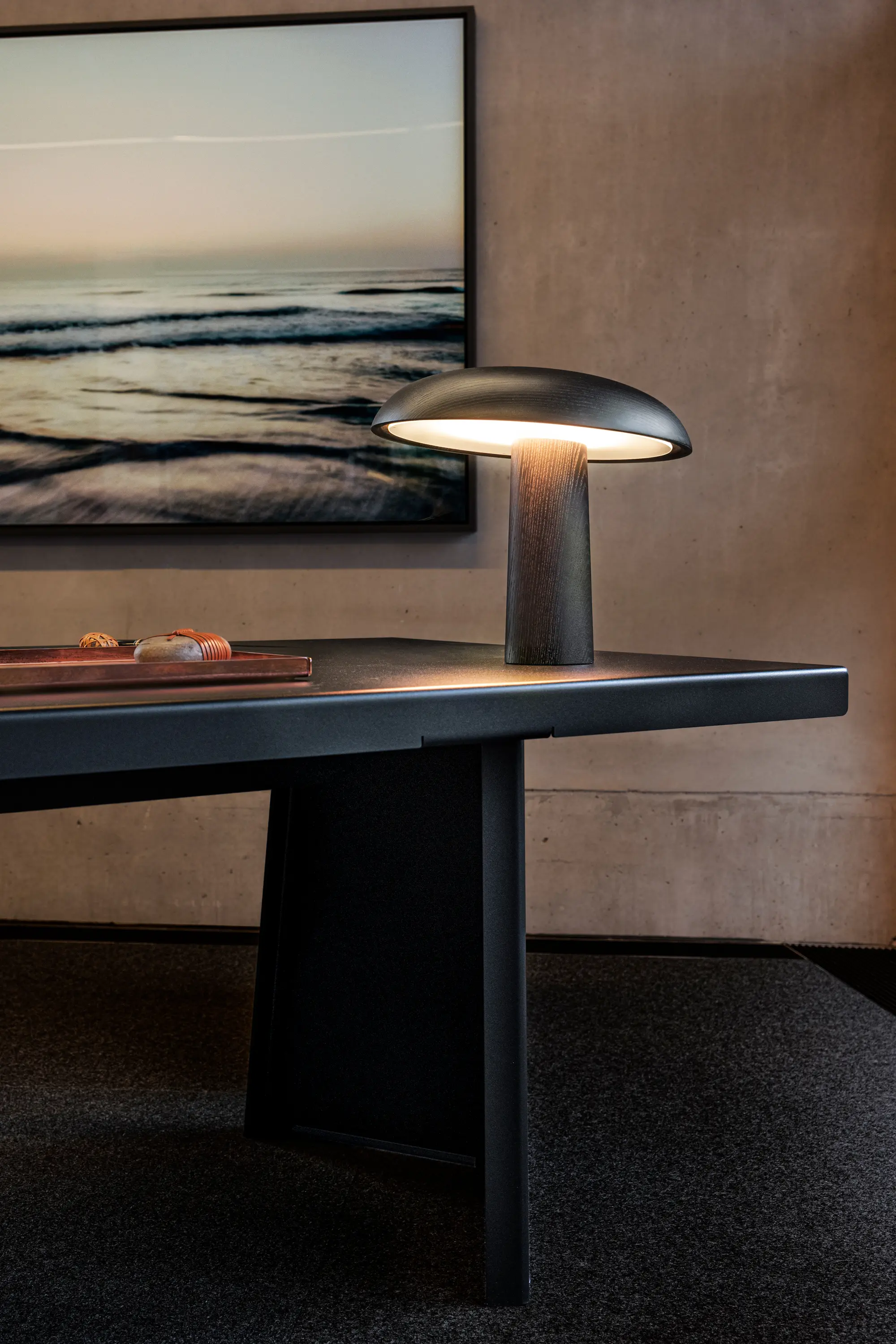 ClassiCon - Forma Table Lamp