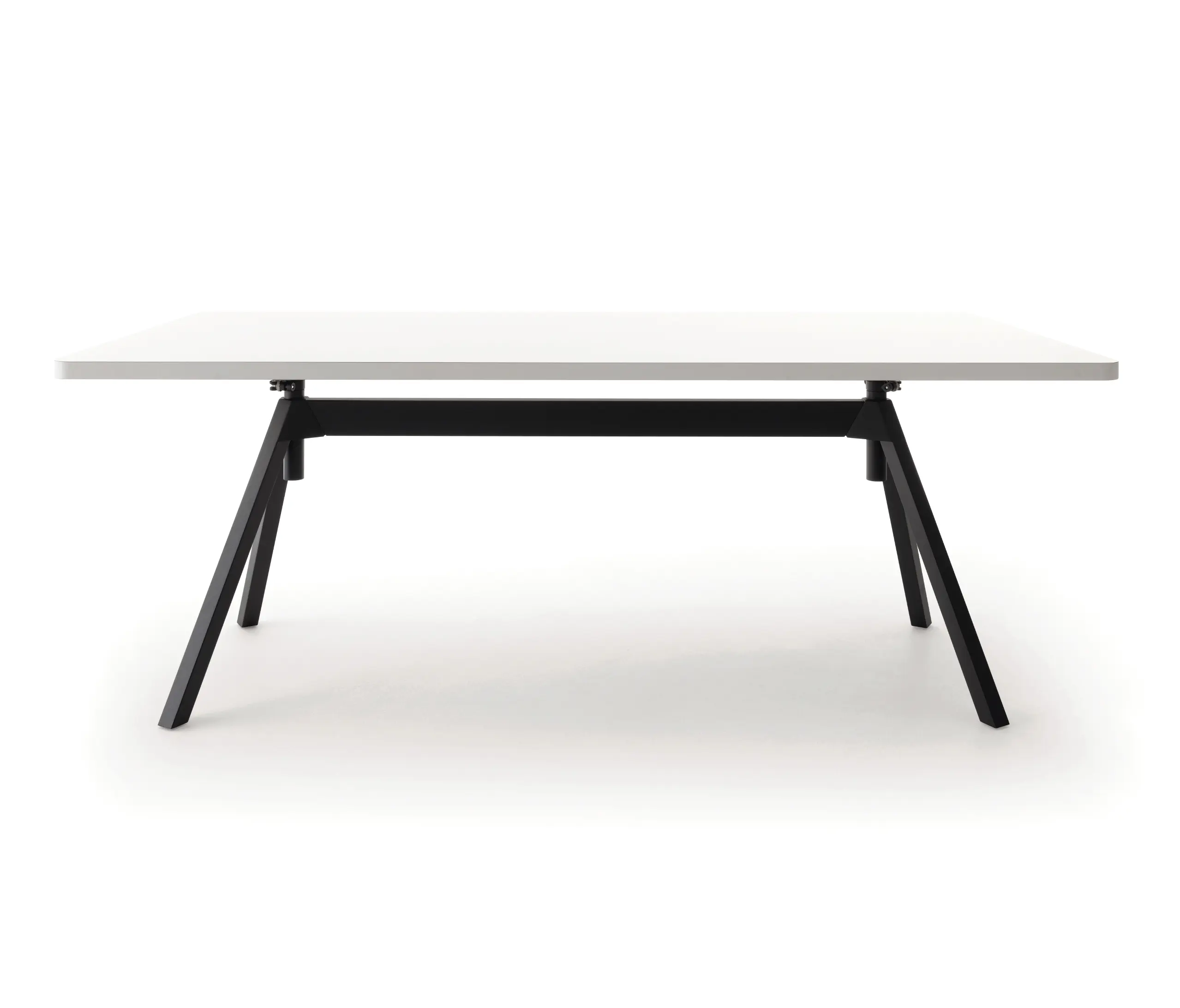COR Sitzmöbel - Level Table, Height-Adjustable