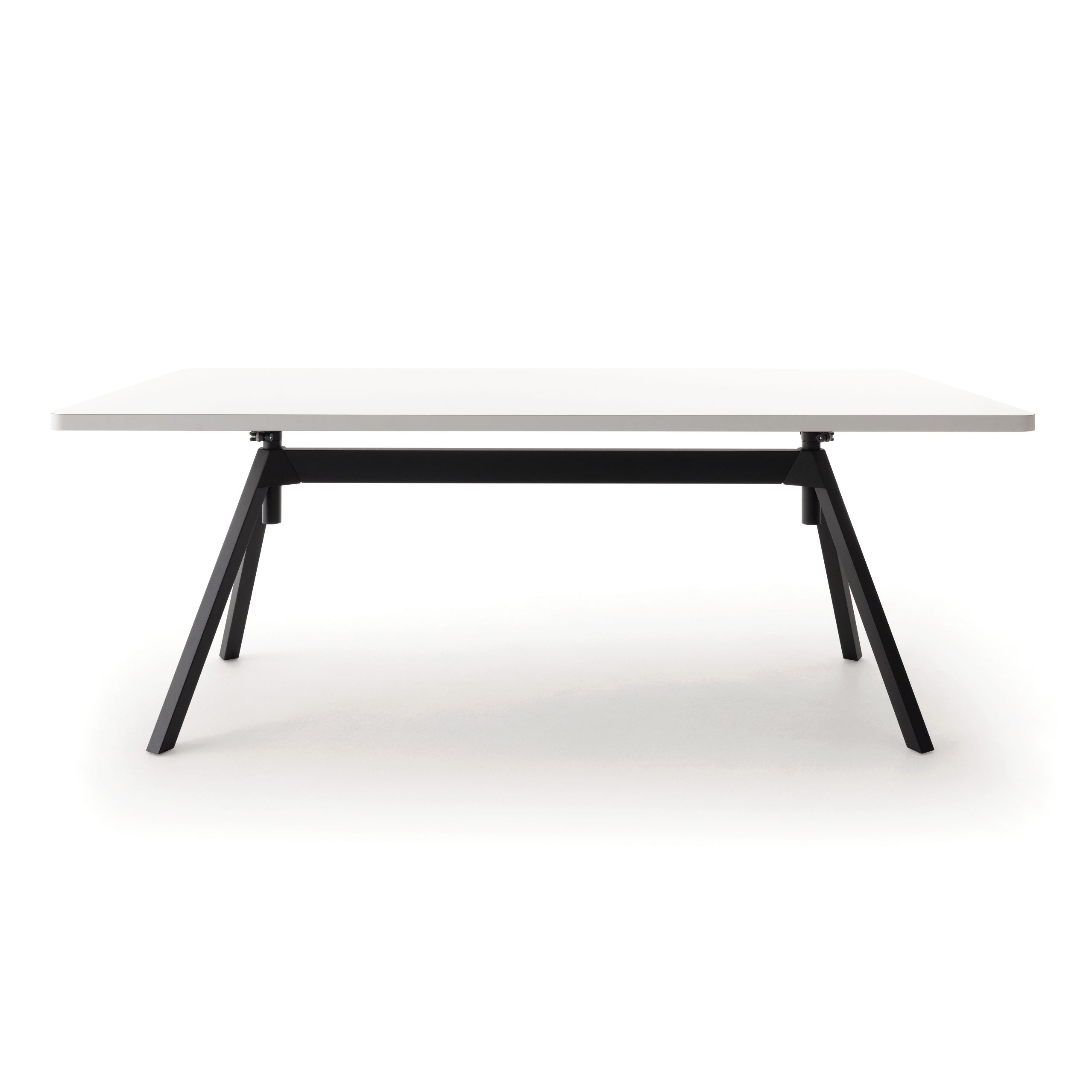 Display product Level Table, Height-Adjustable from manufacturer COR Sitzmöbel