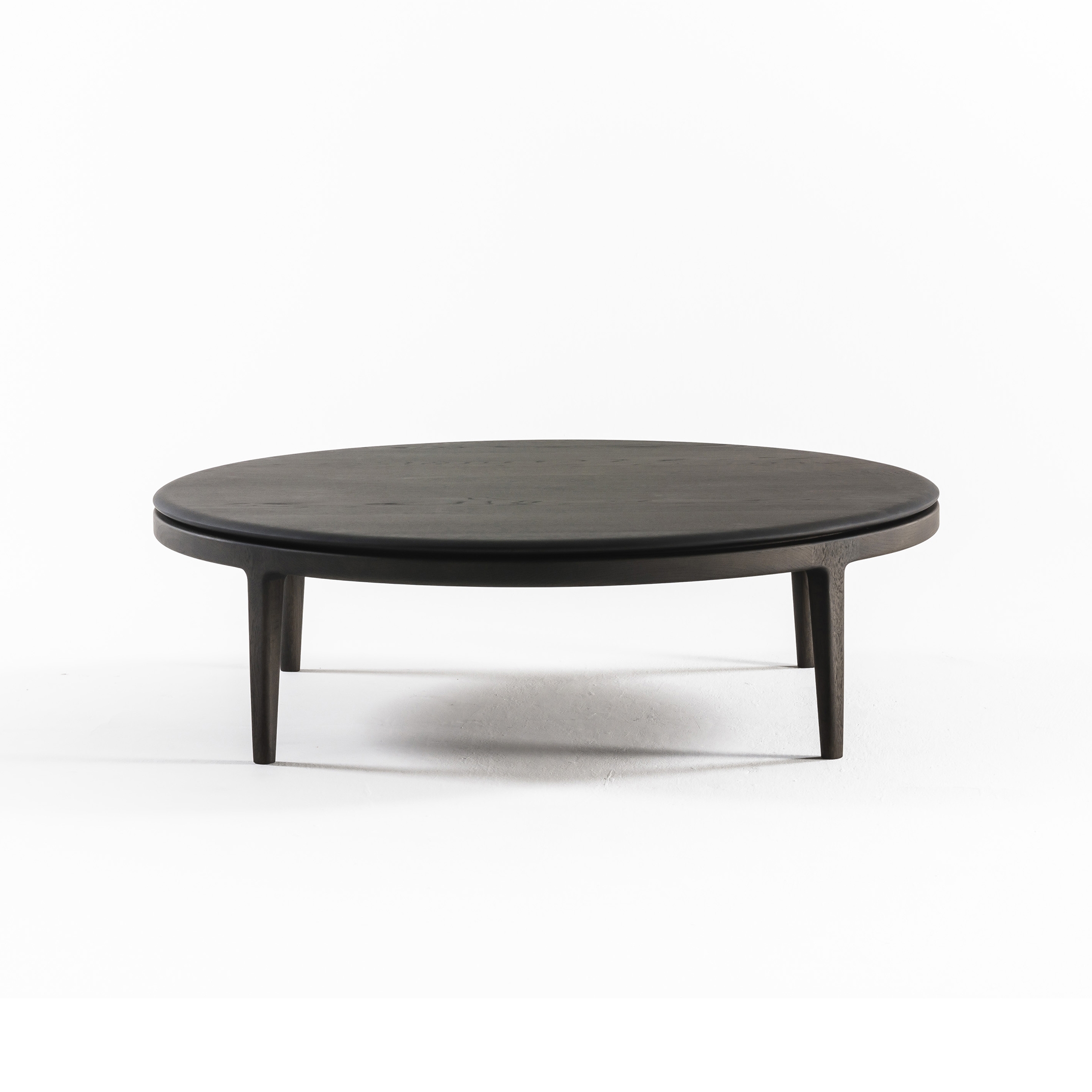 Display product Moon from manufacturer De Padova