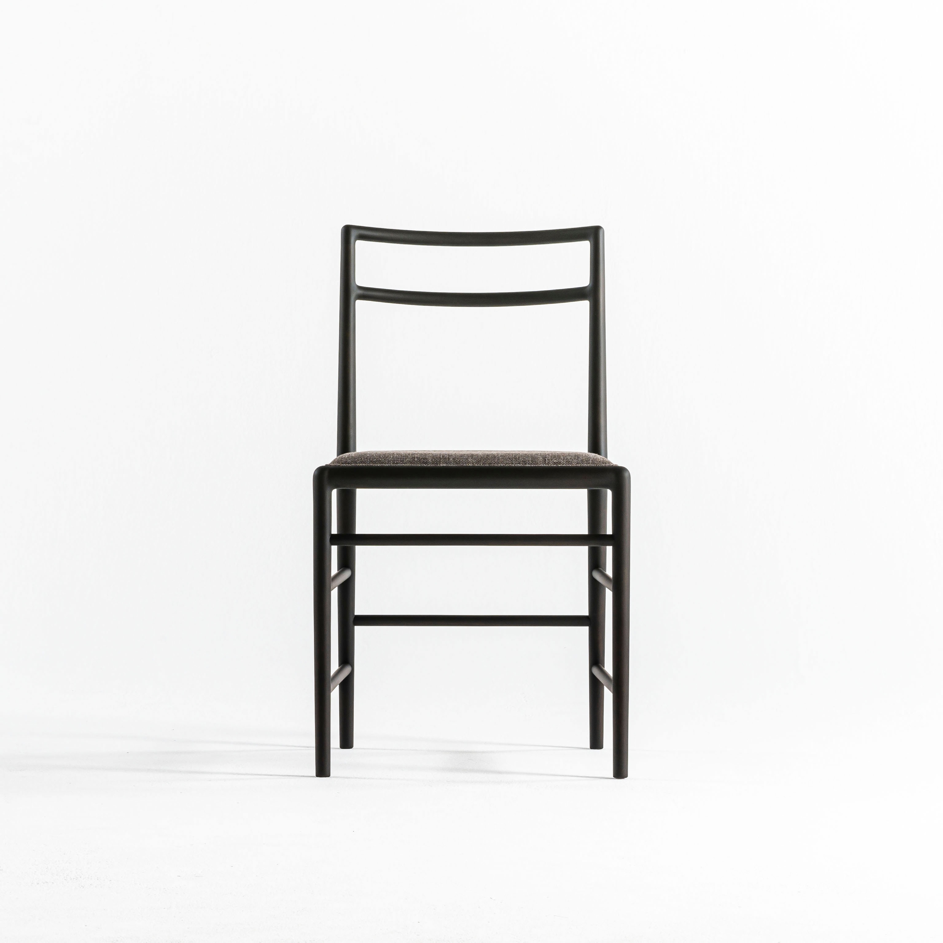 Display product The Sensitive Light Chair from manufacturer De Padova