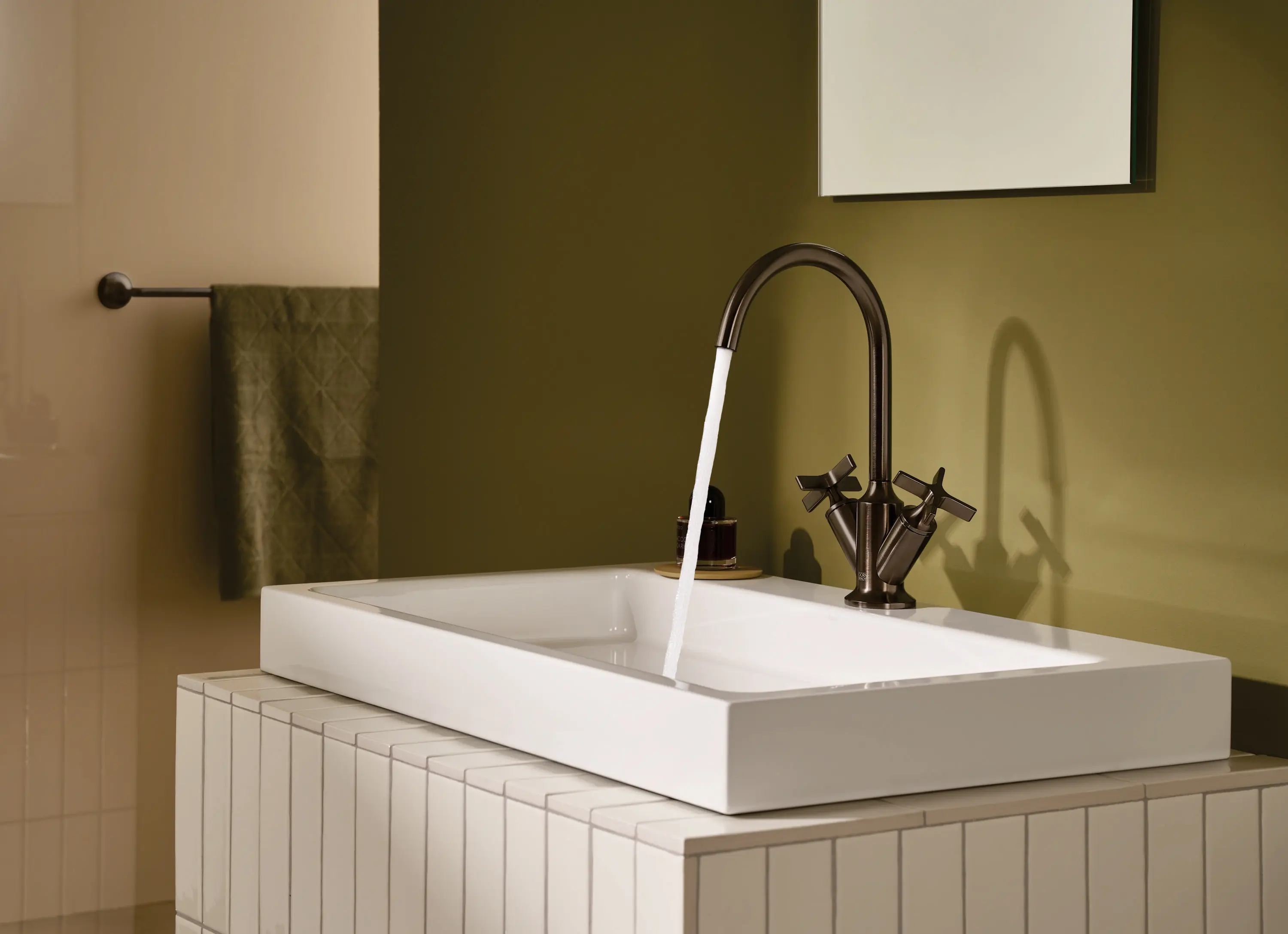 Dornbracht - VAIA - Miscelatore monocomando lavabo con piletta