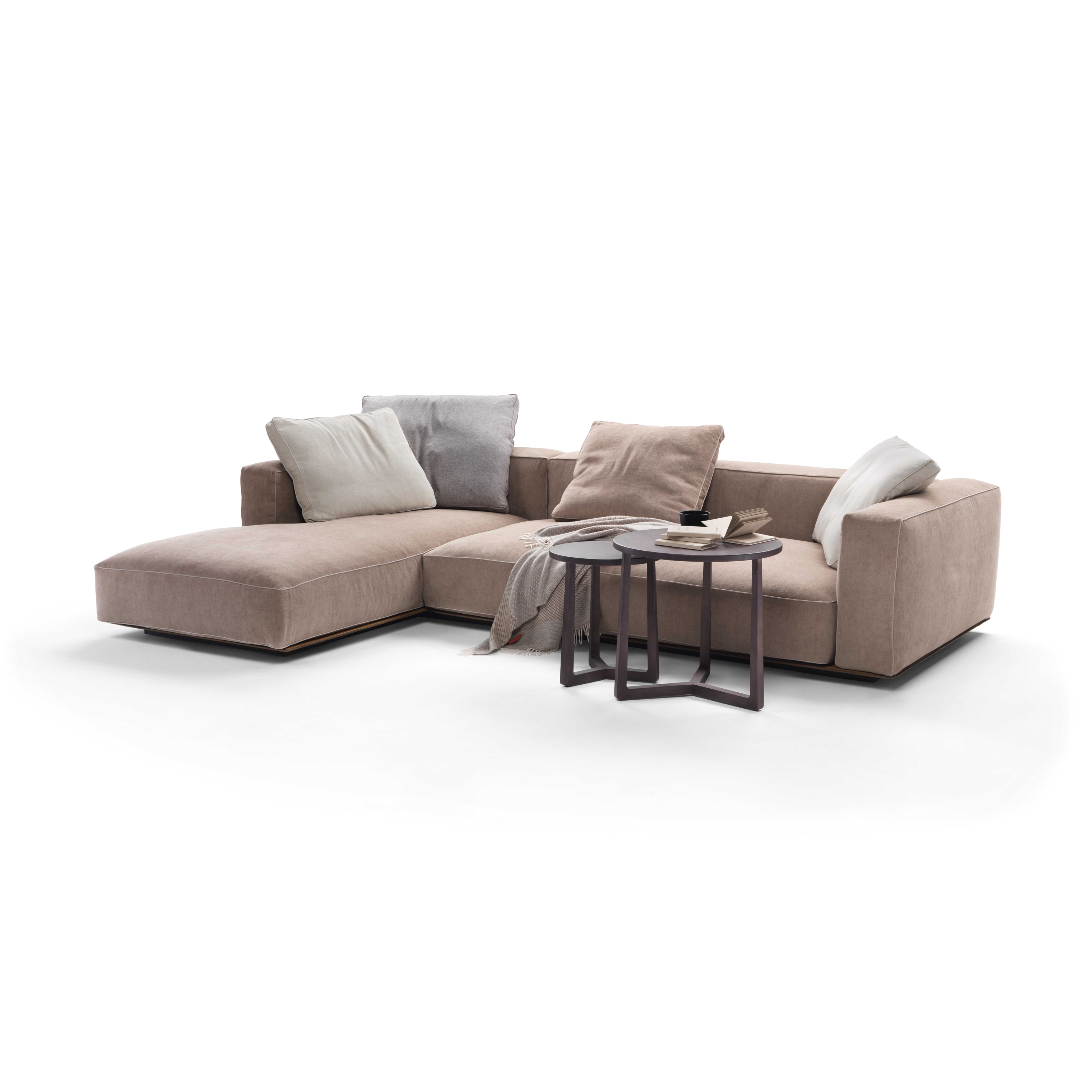 Display product Grandemare from manufacturer Flexform