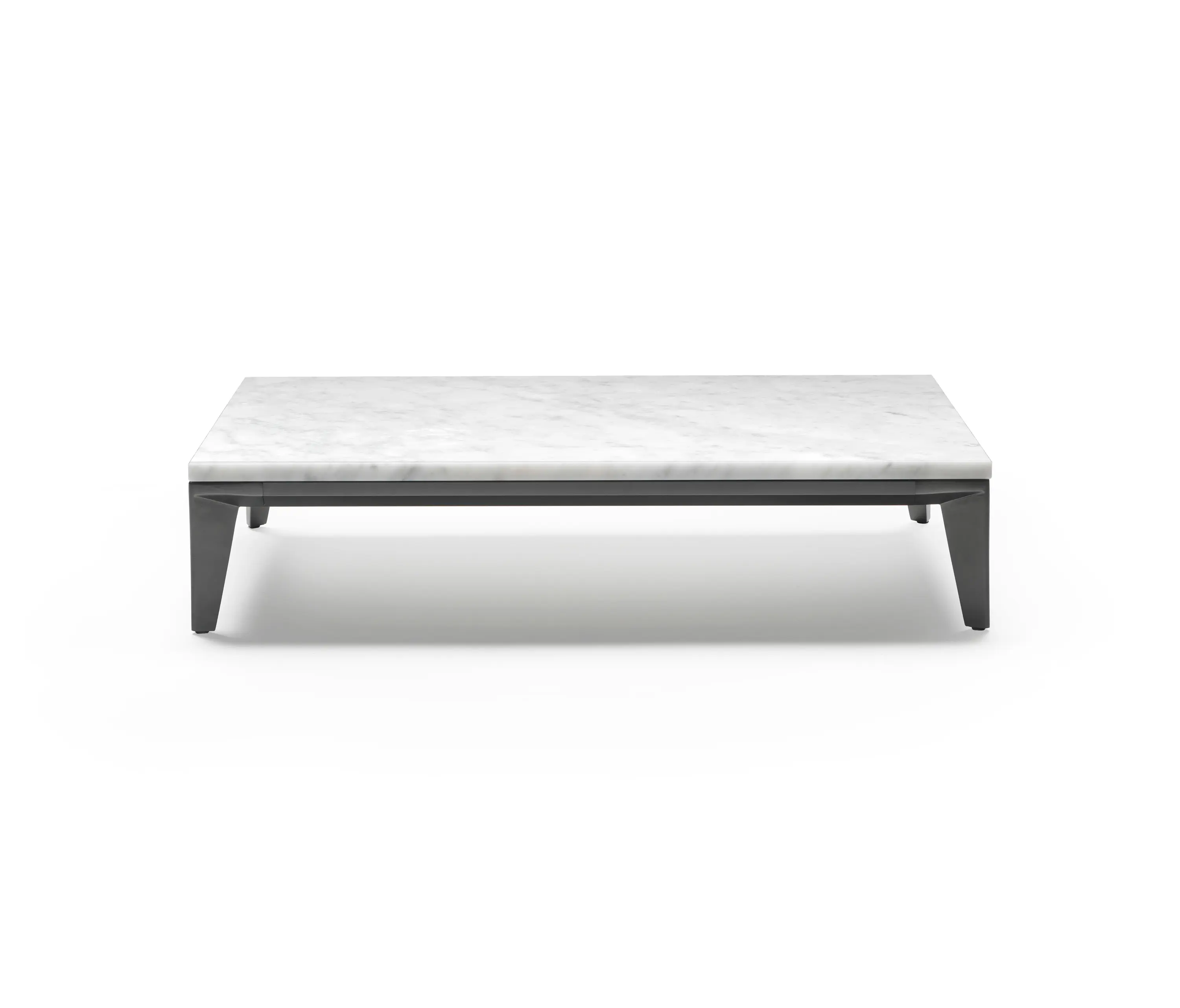 Flexform - Mr. Wilde Small Table